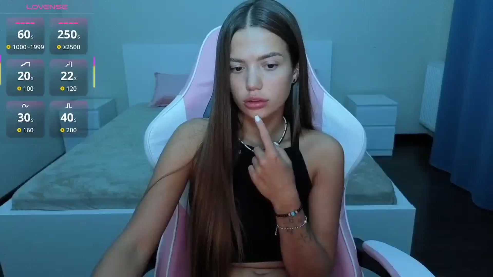Gallery image thumbnail from JessicaB's myfreecams stream on, 09/19/2025, 19:20 image 15 of 20