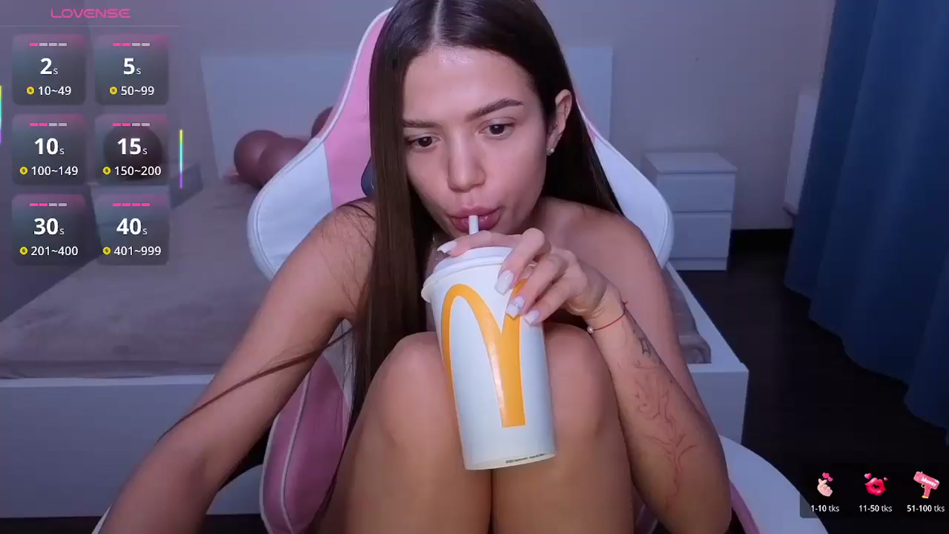 Gallery image thumbnail from JessicaB's myfreecams stream on, 11/18/2025, 18:54 image 4 of 20