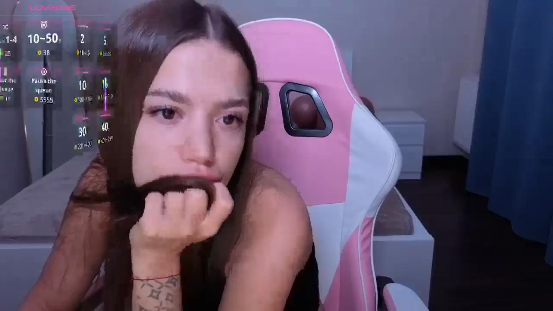 Gallery image thumbnail from JessicaB's myfreecams stream on, 12/13/2025, 17:38 image 19 of 20
