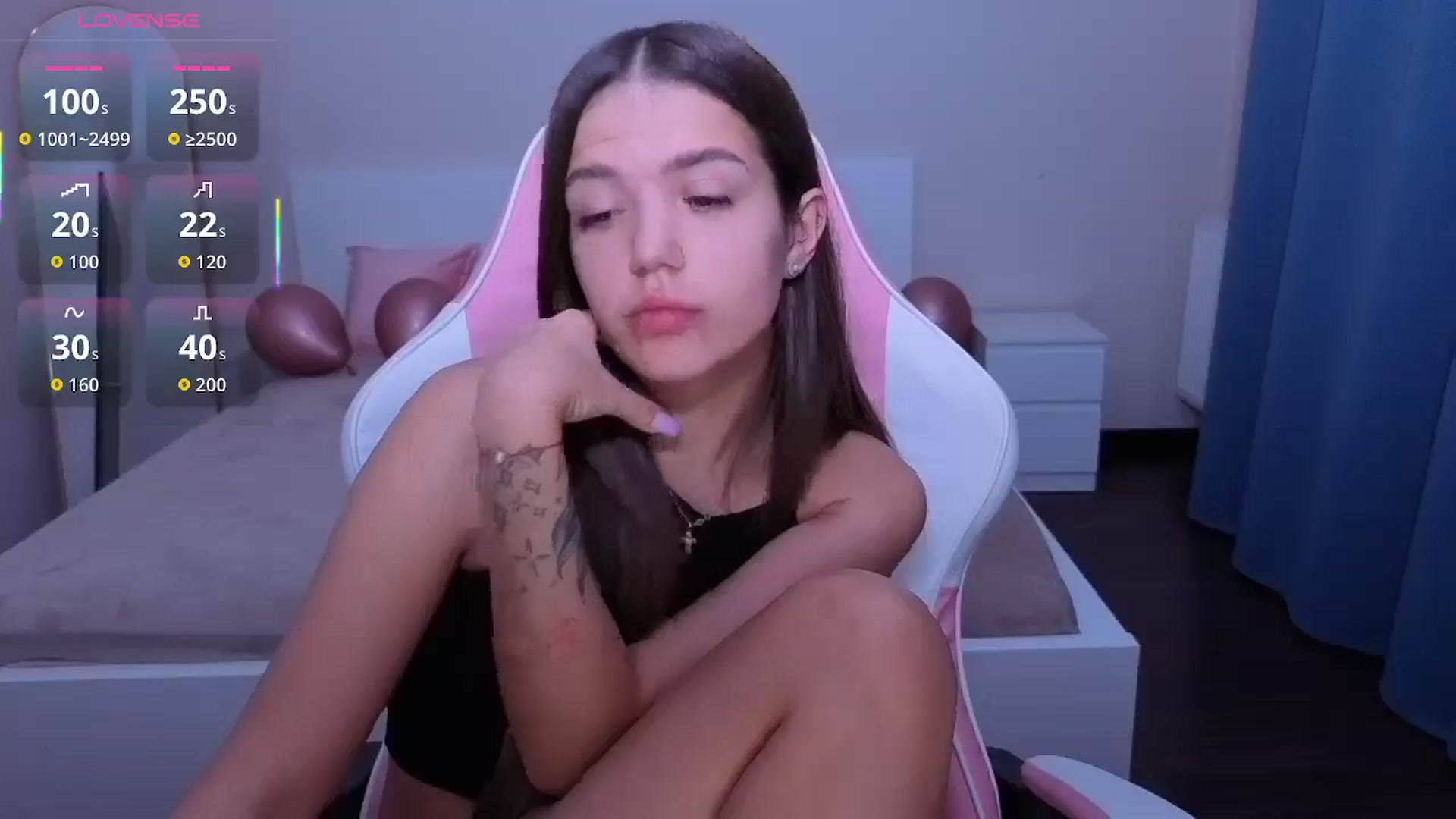 Gallery image thumbnail from JessicaB's myfreecams stream on, 12/17/2025, 16:40 image 19 of 20