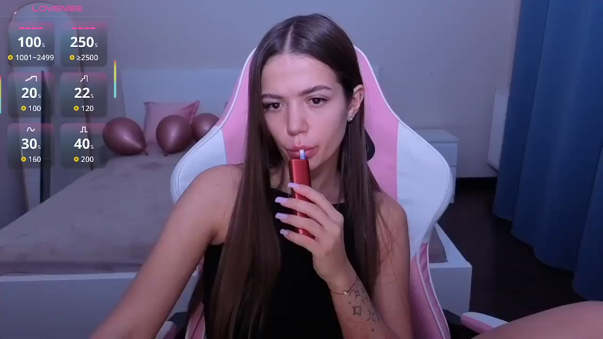 Gallery image thumbnail from JessicaB's myfreecams stream on, 12/17/2025, 17:05 image 5 of 20