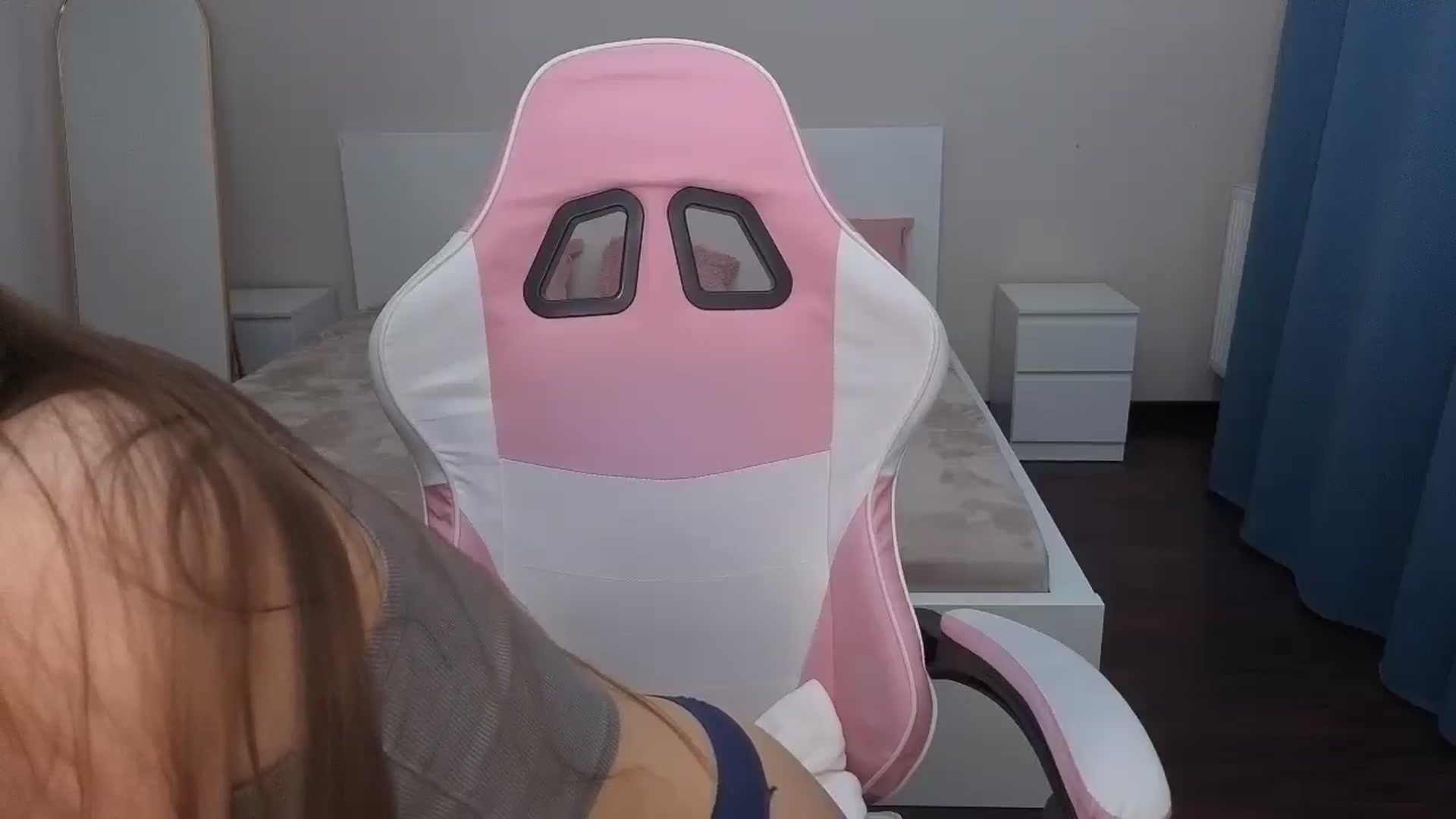Gallery image thumbnail from JessicaB's myfreecams stream on, 02/26/2026, 18:03 image 9 of 20
