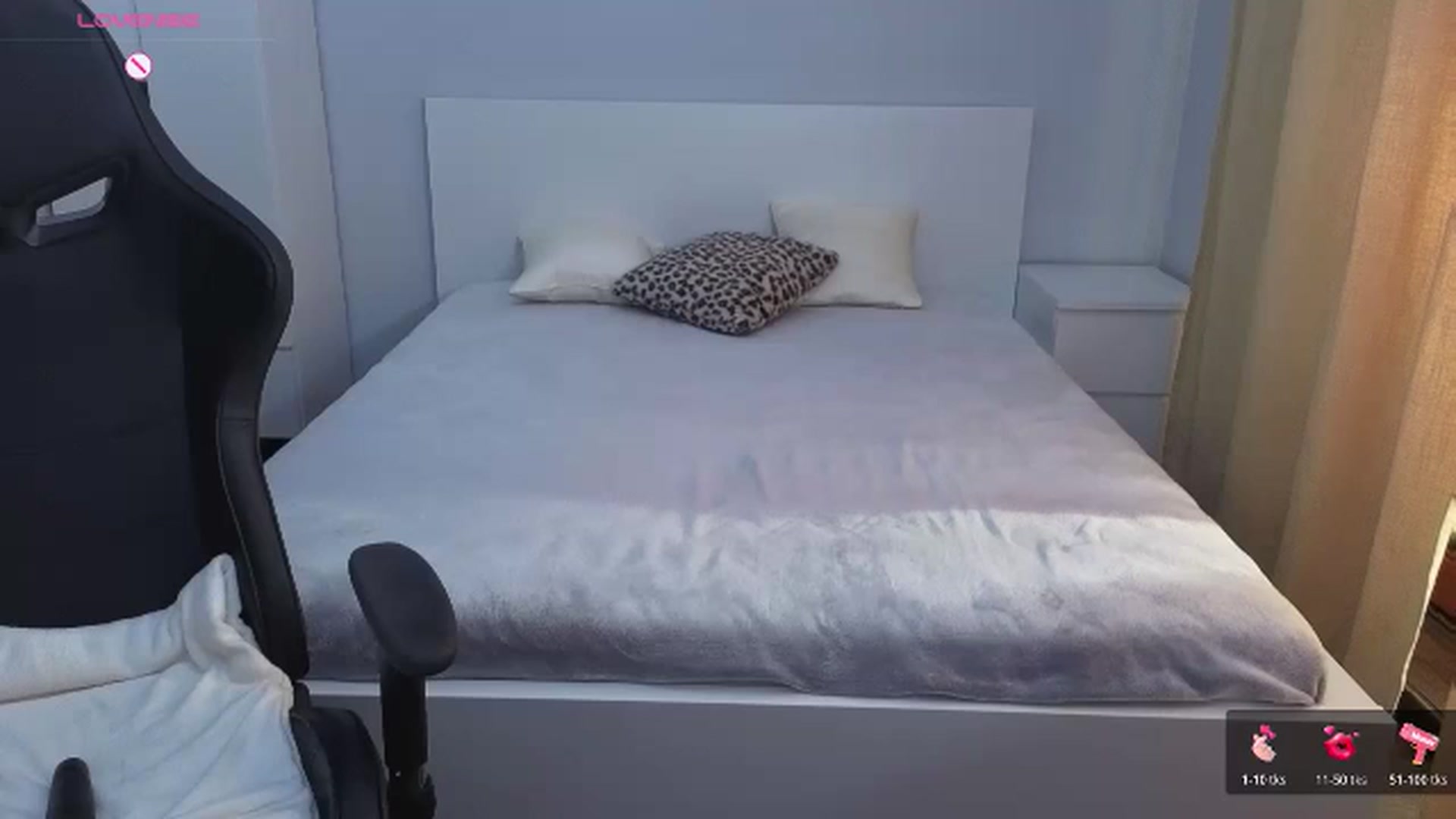 Gallery image thumbnail from JessicaB's myfreecams stream on, 03/11/2026, 14:00 image 20 of 20