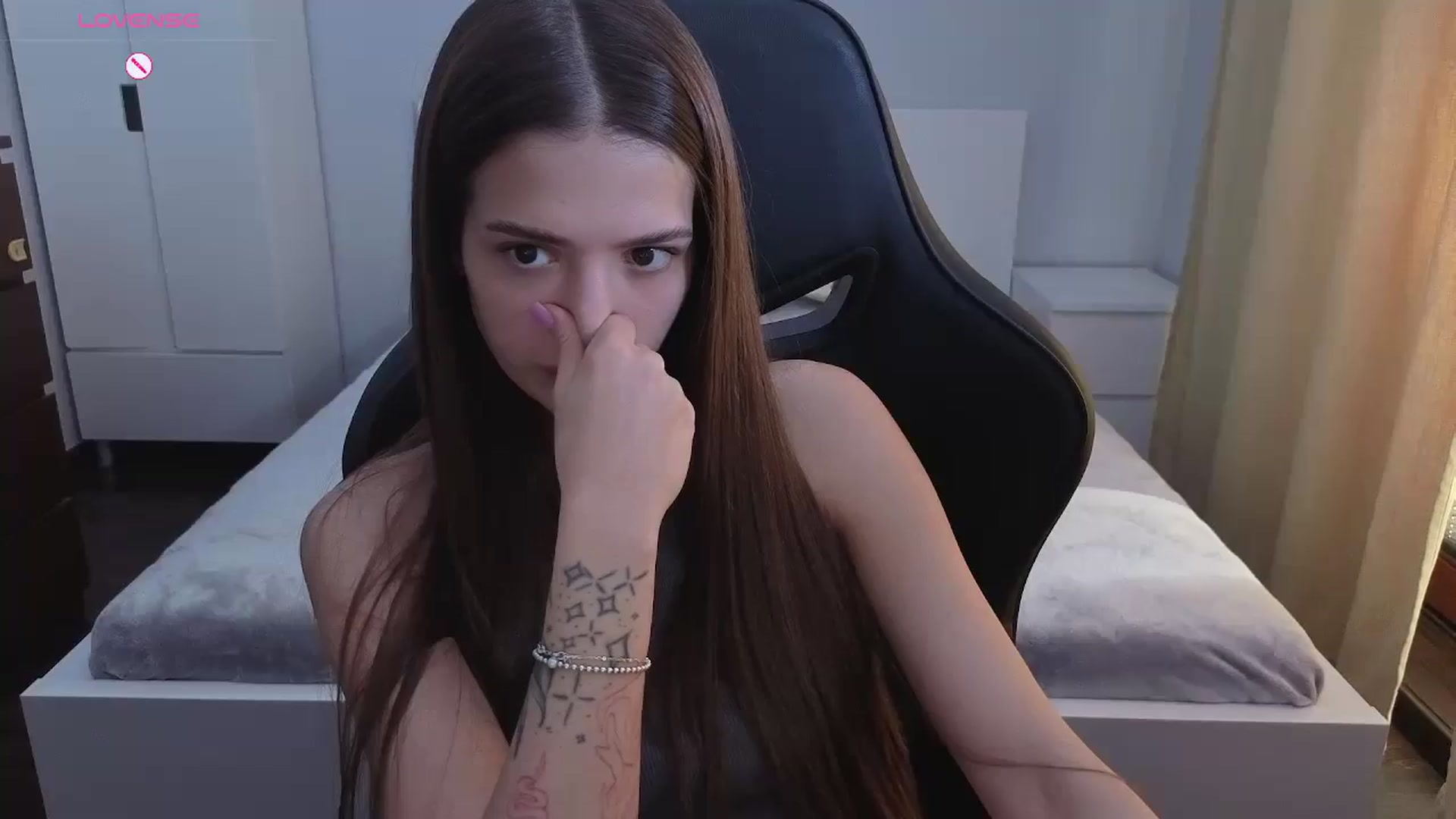 Gallery image thumbnail from JessicaB's myfreecams stream on, 03/13/2026, 14:23 image 13 of 20