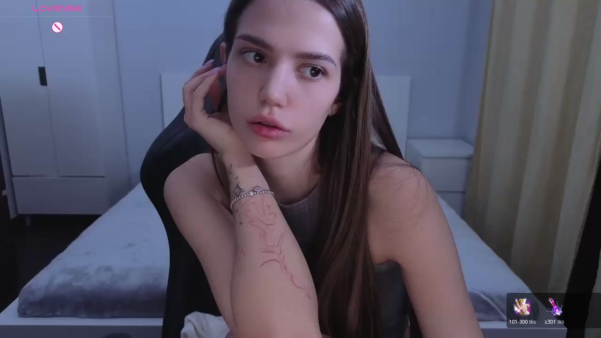 Gallery image thumbnail from JessicaB's myfreecams stream on, 03/13/2026, 17:33 image 12 of 20