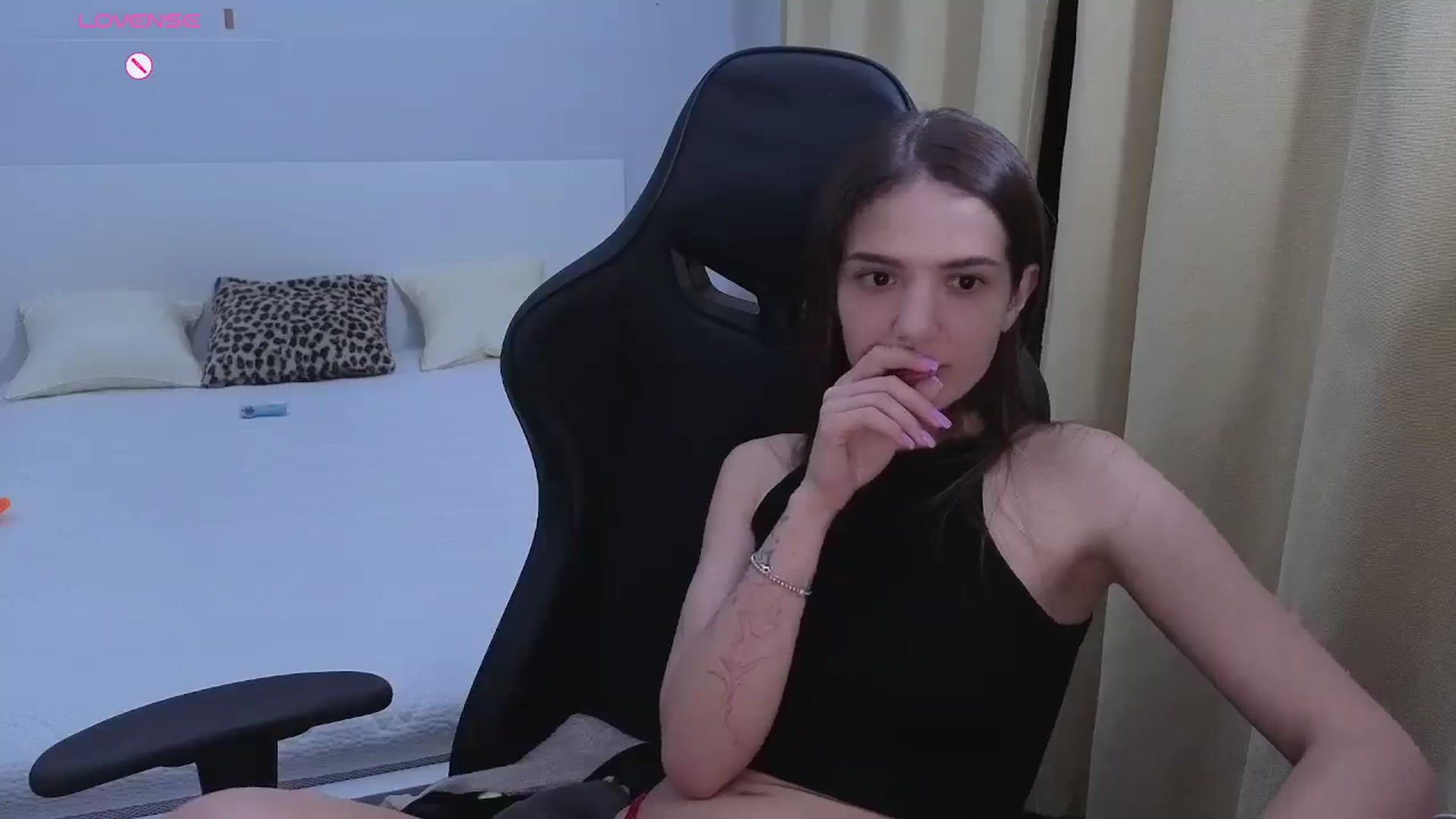 Gallery image thumbnail from JessicaB's myfreecams stream on, 03/17/2026, 20:10 image 13 of 20