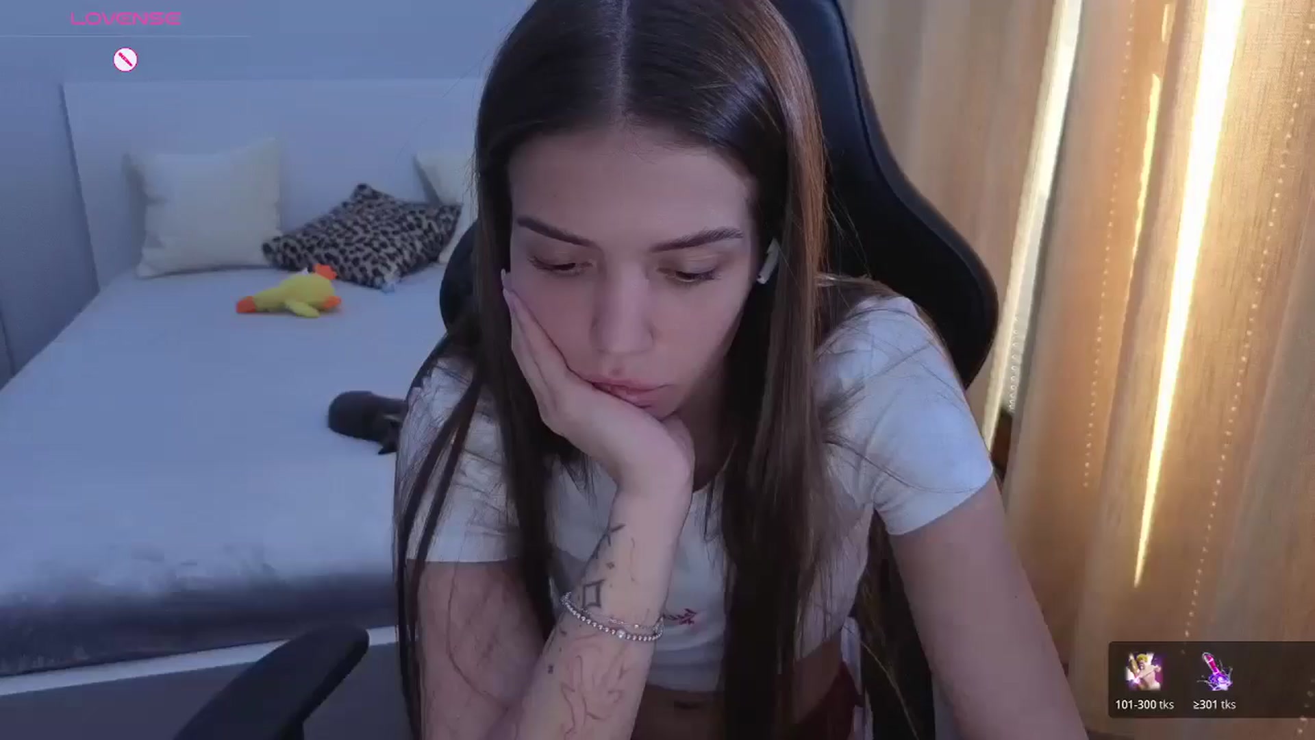 Gallery image thumbnail from JessicaB's myfreecams stream on, 03/20/2026, 14:18 image 17 of 20