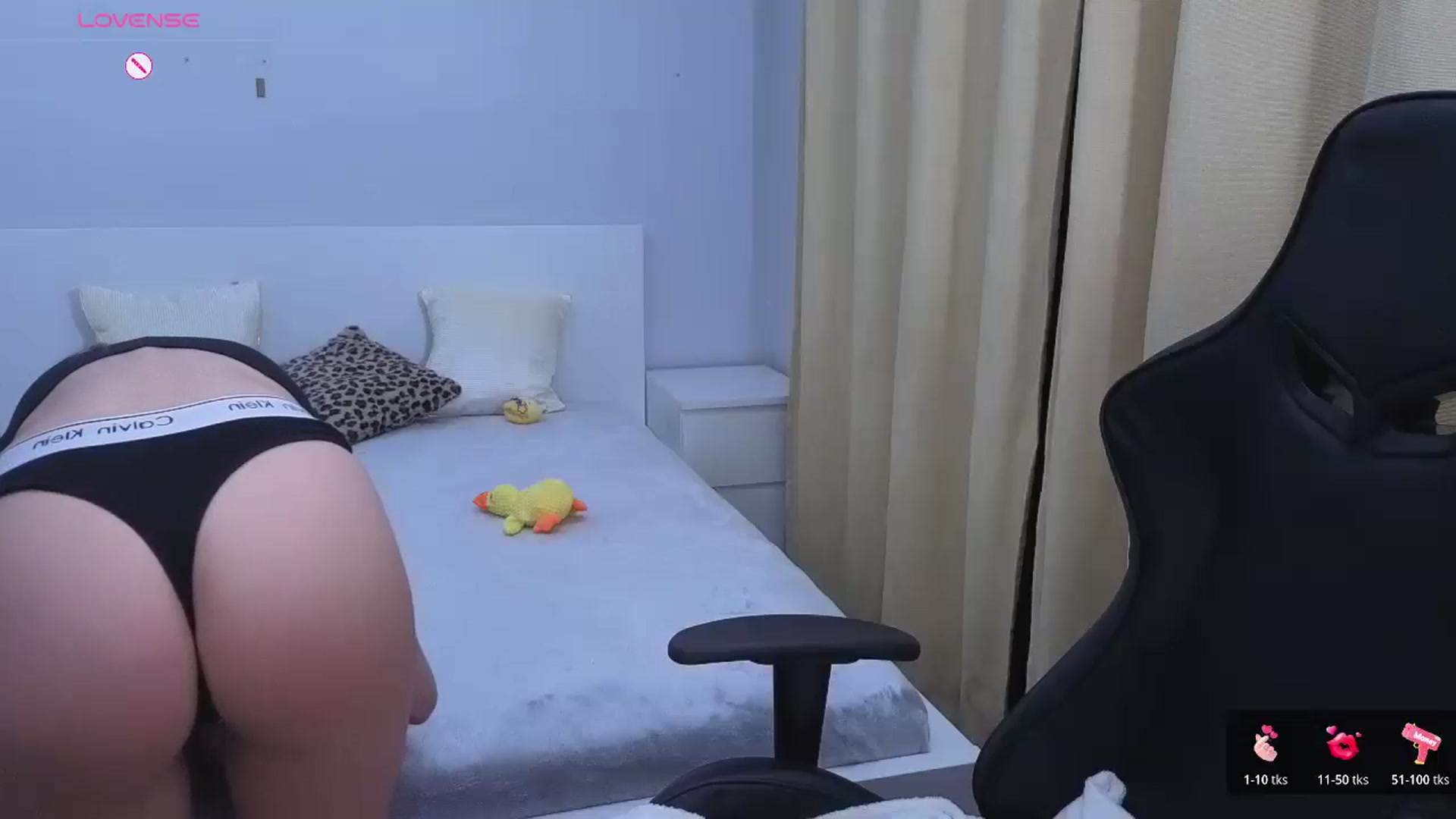 Gallery image thumbnail from JessicaB's myfreecams stream on, 03/24/2026, 20:41 image 11 of 20