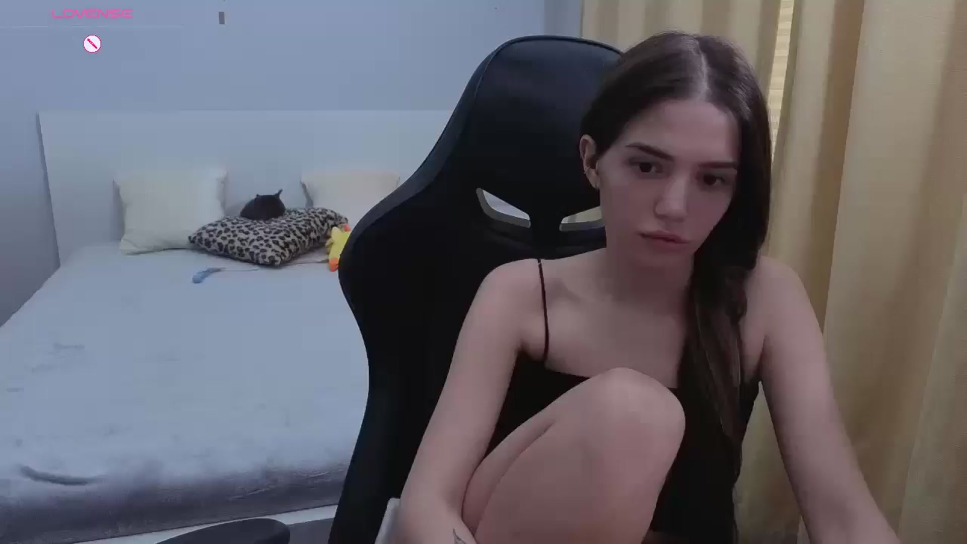 Gallery image thumbnail from JessicaB's myfreecams stream on, 03/30/2026, 14:25 image 17 of 20