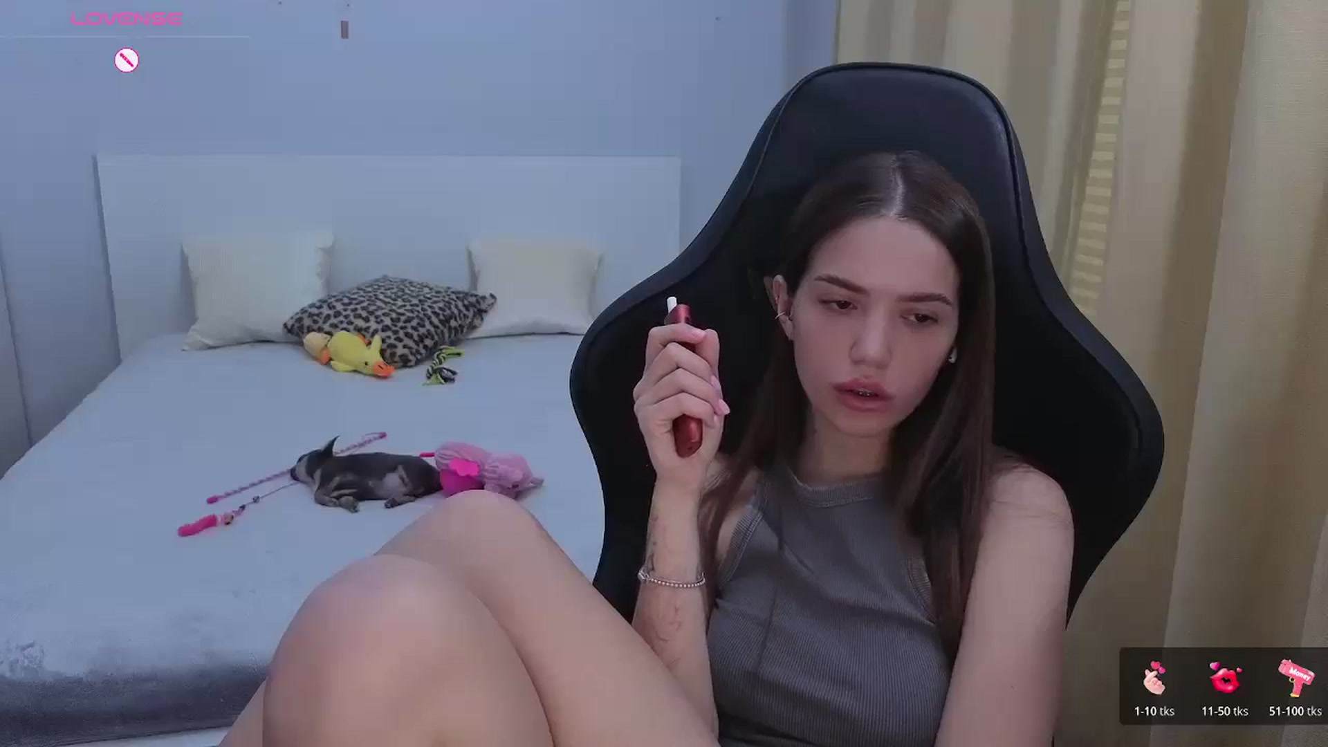 Gallery image thumbnail from JessicaB's myfreecams stream on, 04/01/2026, 15:03 image 11 of 20