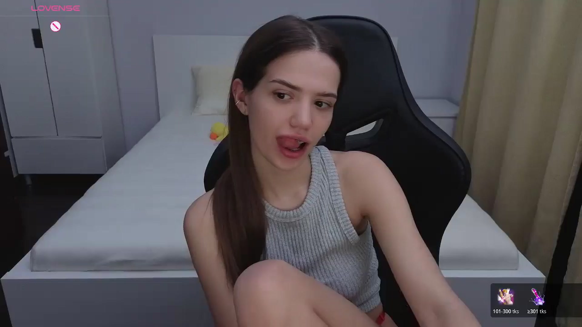 Gallery image thumbnail from JessicaB's myfreecams stream on, 04/07/2026, 18:05 image 7 of 20