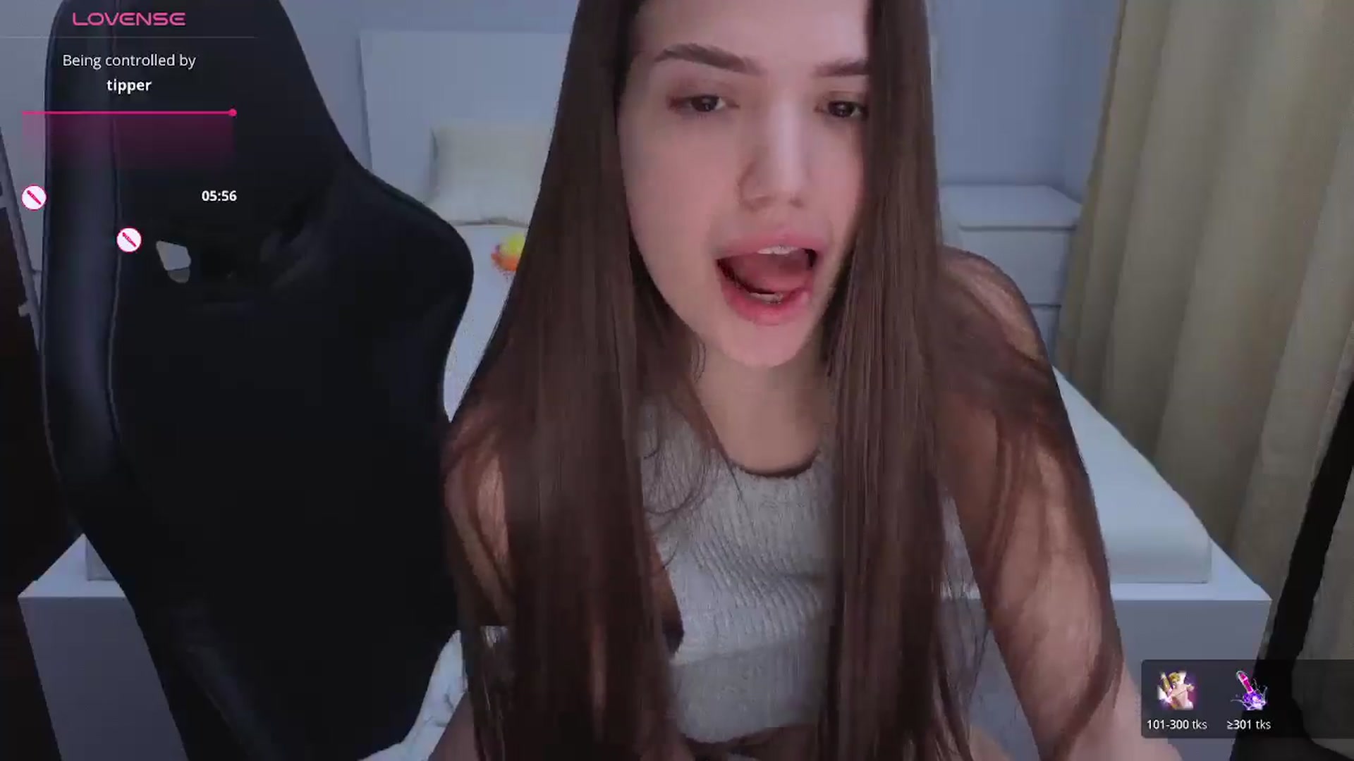 Gallery image thumbnail from JessicaB's myfreecams stream on, 04/07/2026, 20:02 image 18 of 20