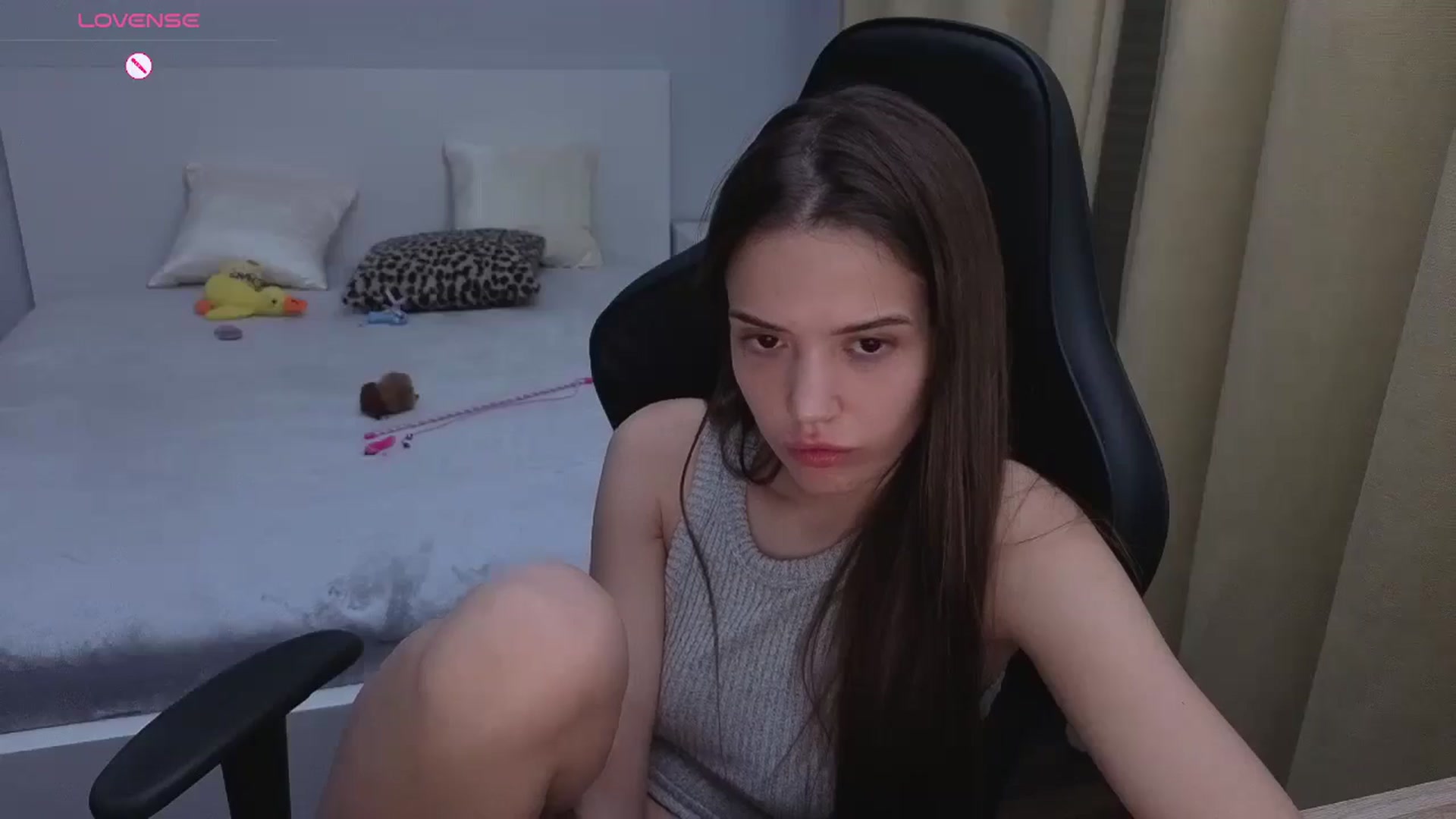 Gallery image thumbnail from JessicaB's myfreecams stream on, 04/13/2026, 17:20 image 12 of 20