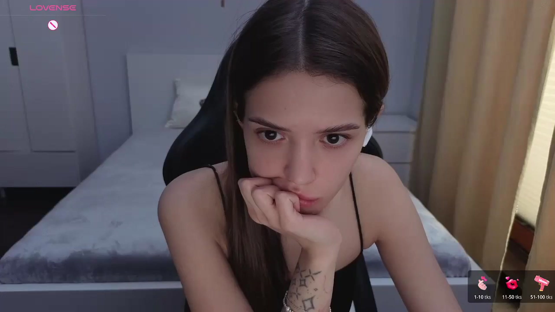 Gallery image thumbnail from JessicaB's myfreecams stream on, 04/16/2026, 12:23 image 3 of 20