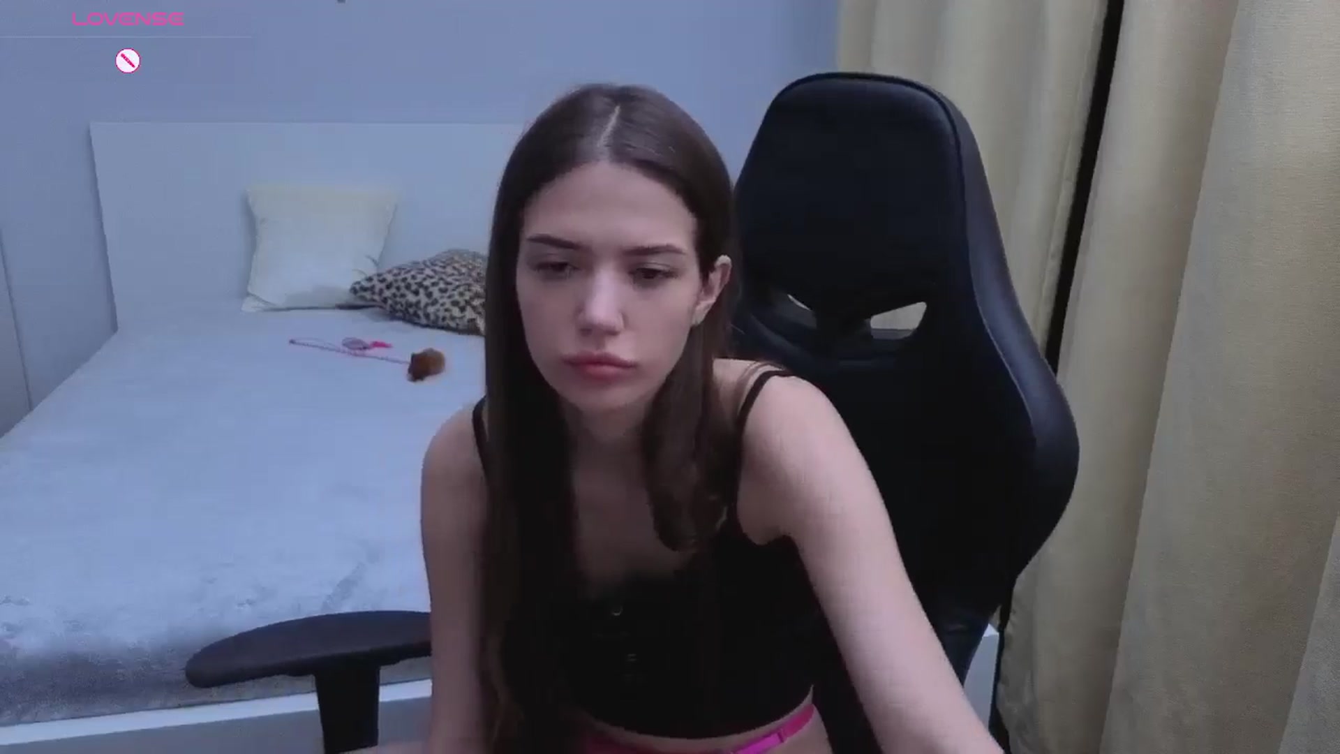 Gallery image thumbnail from JessicaB's myfreecams stream on, 04/20/2026, 19:34 image 6 of 20