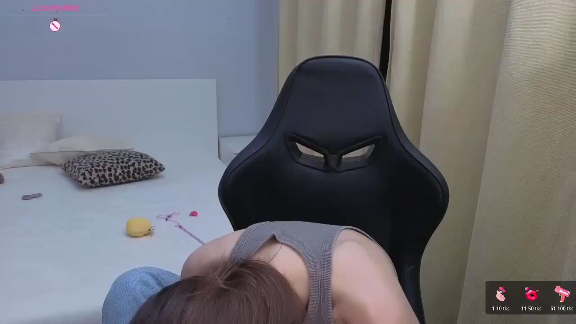 Gallery image thumbnail from JessicaB's myfreecams stream on, 04/24/2026, 19:02 image 19 of 20