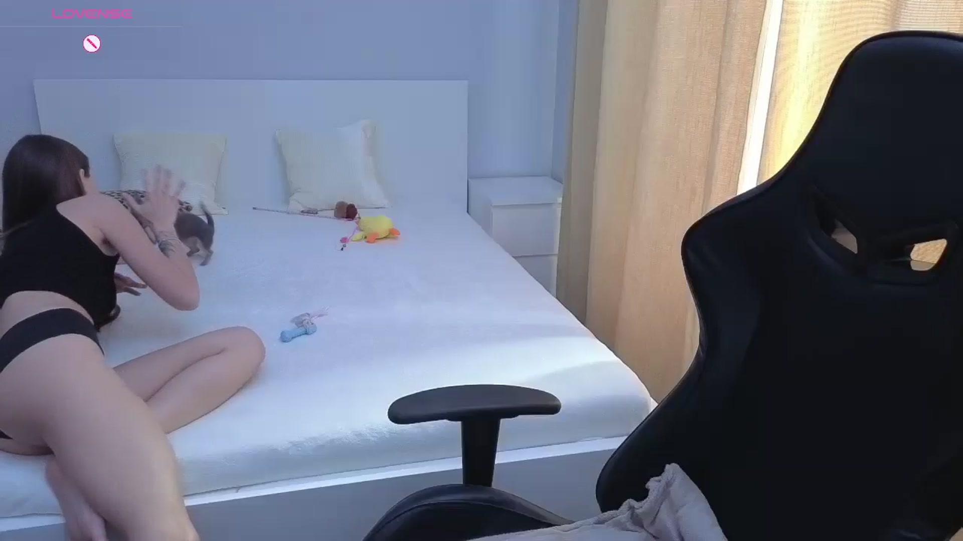 Gallery image thumbnail from JessicaB's myfreecams stream on, 04/27/2026, 12:24 image 5 of 20
