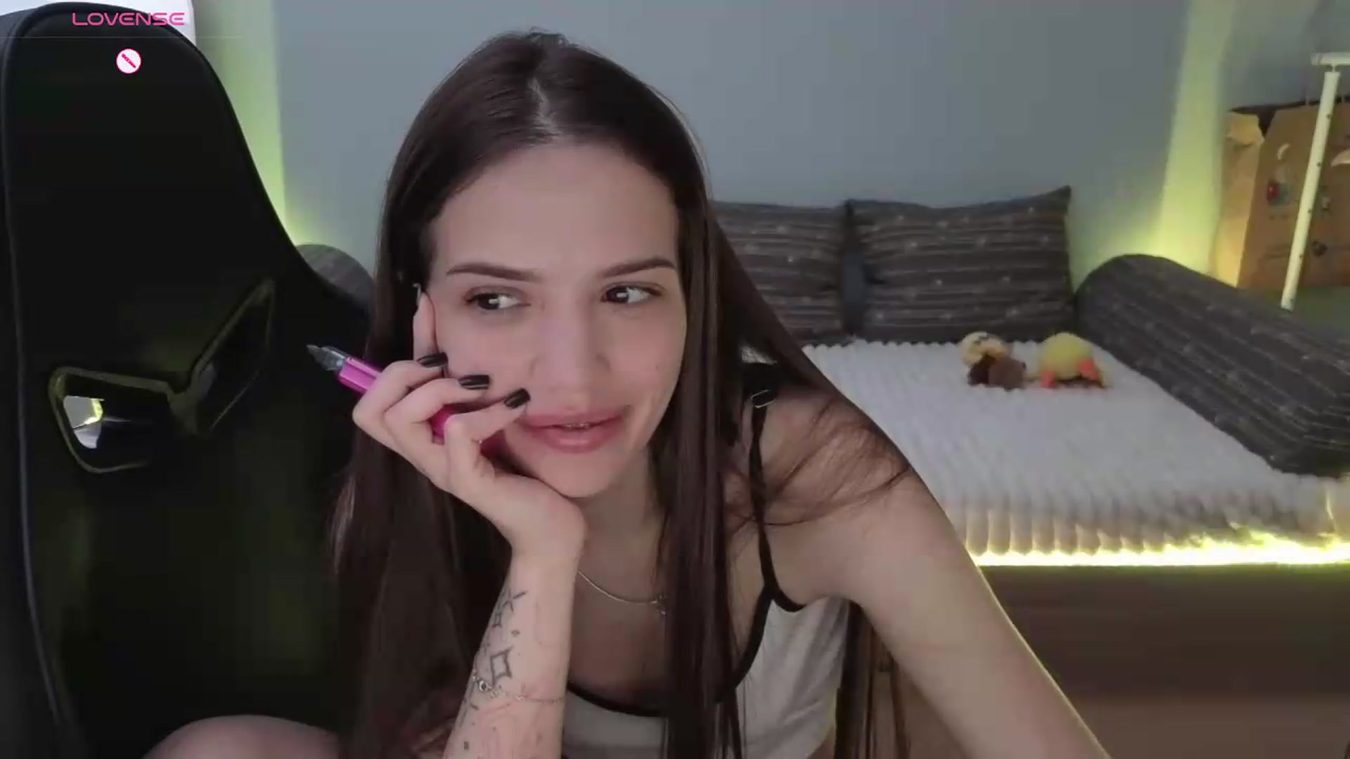 Gallery image thumbnail from JessicaB's myfreecams stream on, 06/01/2026, 20:00 image 3 of 20