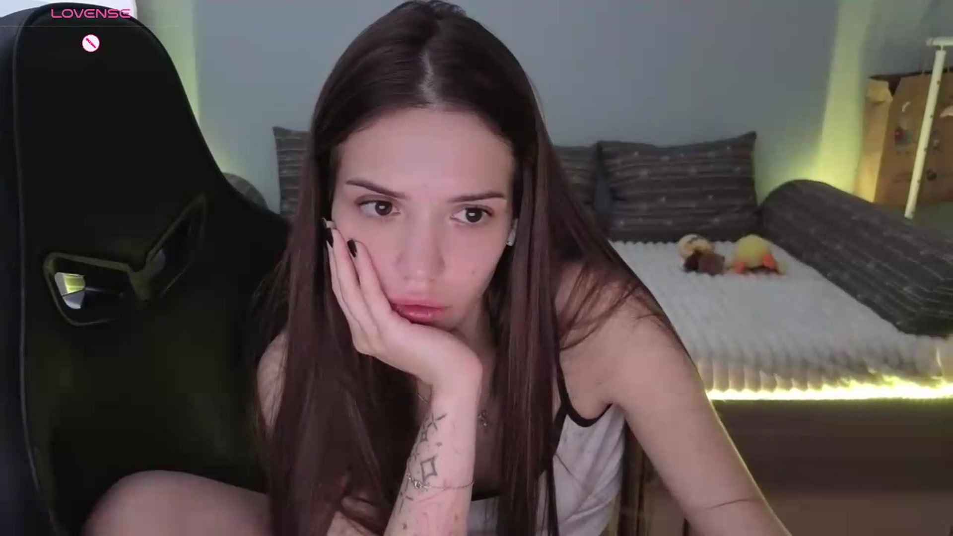 Gallery image thumbnail from JessicaB's myfreecams stream on, 06/01/2026, 20:00 image 2 of 20