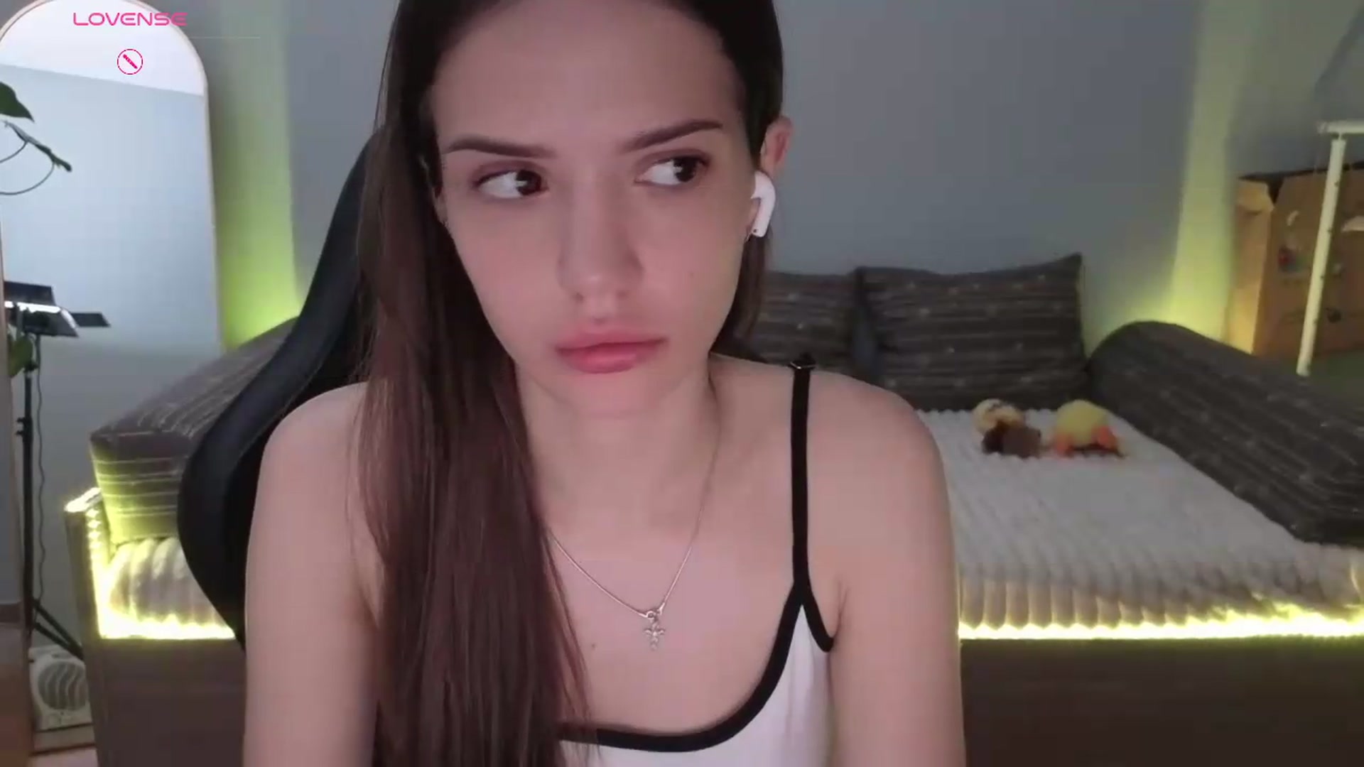 Gallery image thumbnail from JessicaB's myfreecams stream on, 06/01/2026, 20:00 image 20 of 20