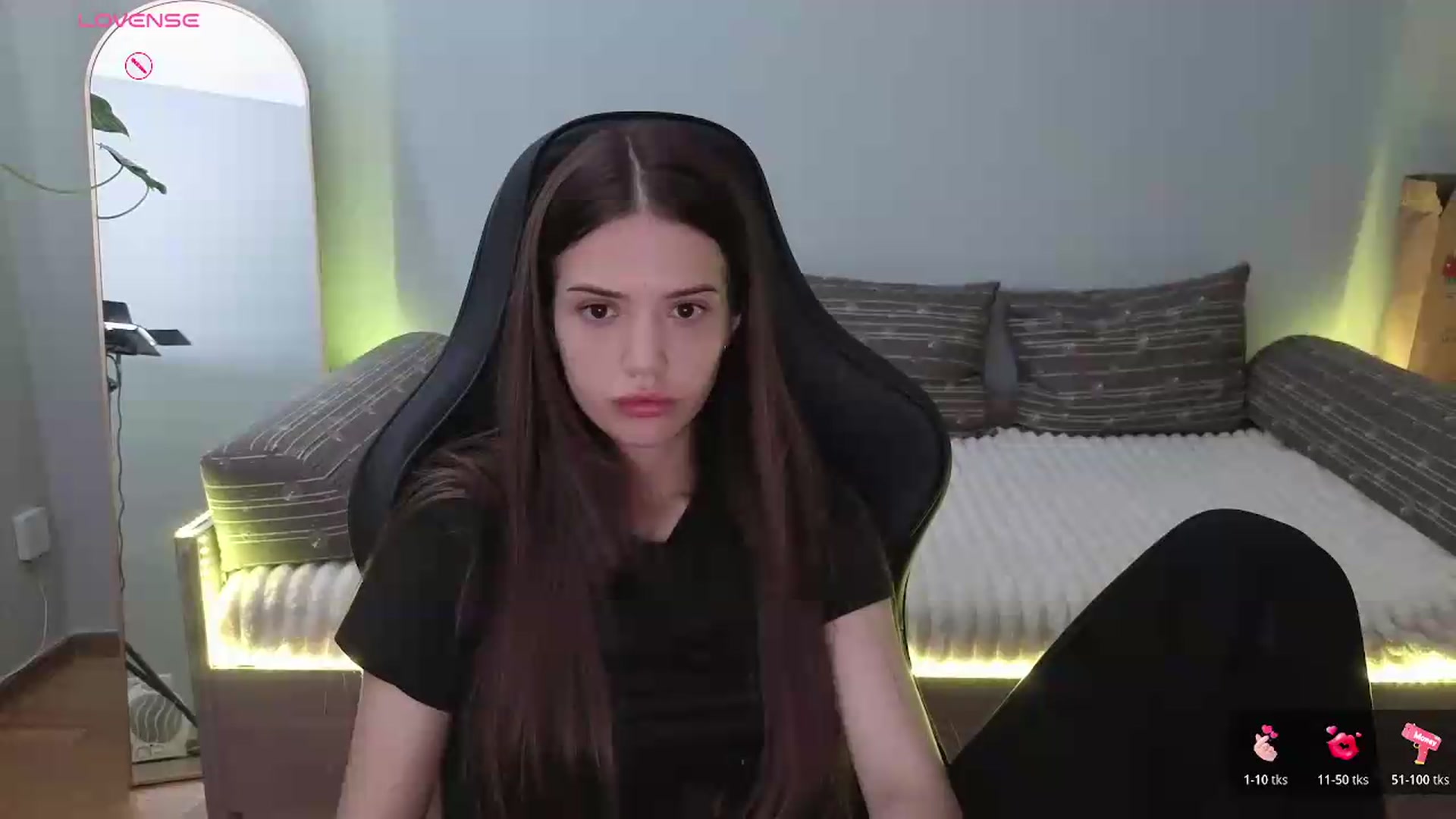 Gallery image thumbnail from JessicaB's myfreecams stream on, 06/03/2026, 13:27 image 6 of 20
