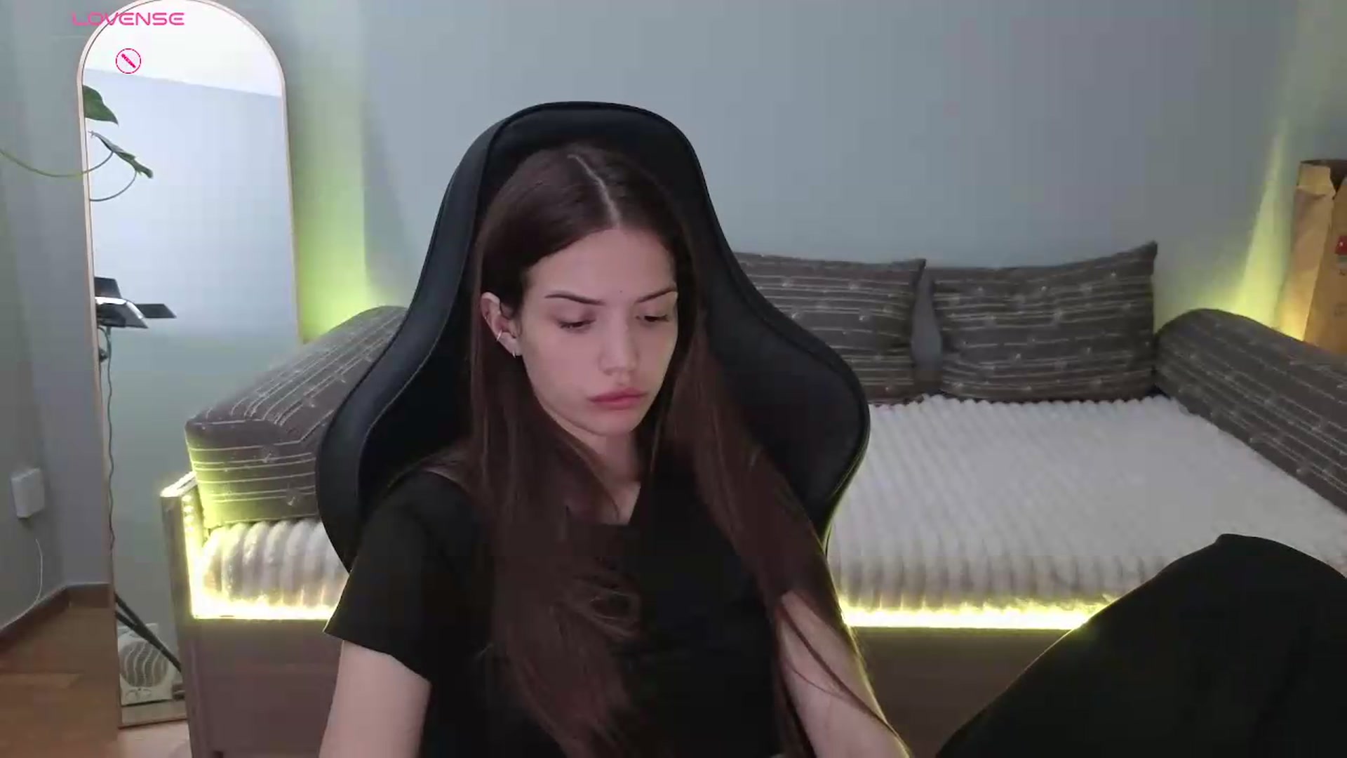Gallery image thumbnail from JessicaB's myfreecams stream on, 06/03/2026, 13:27 image 12 of 20