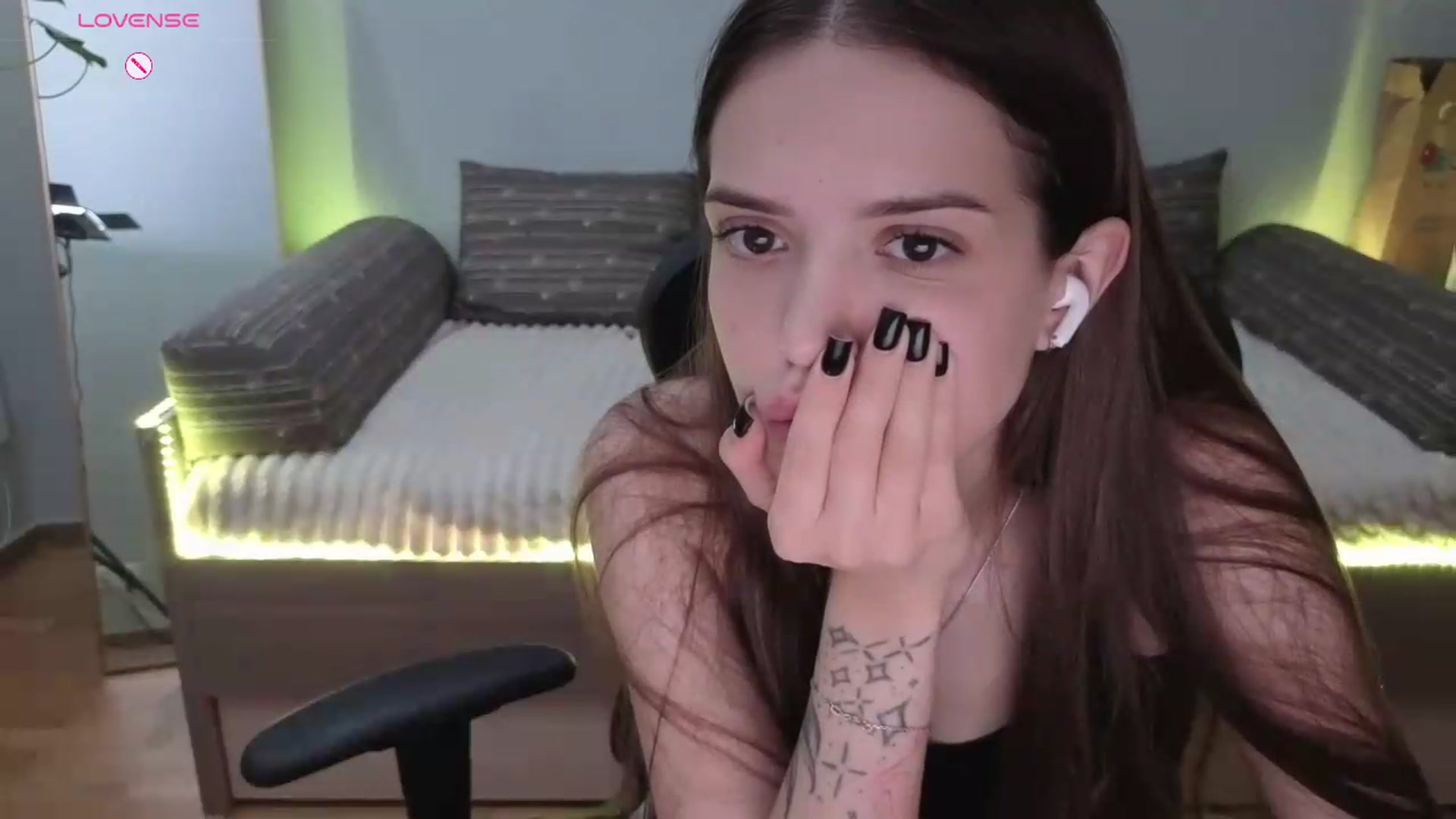 Gallery image thumbnail from JessicaB's myfreecams stream on, 06/04/2026, 15:38 image 16 of 20