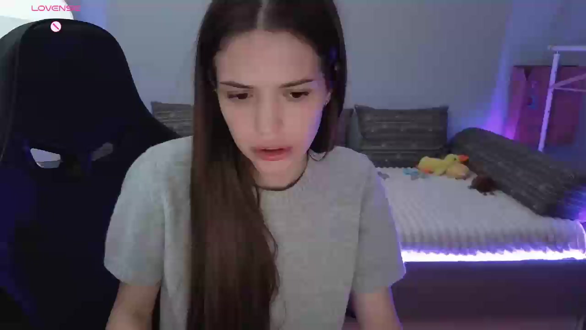 Gallery image thumbnail from JessicaB's myfreecams stream on, 06/05/2026, 18:21 image 5 of 20