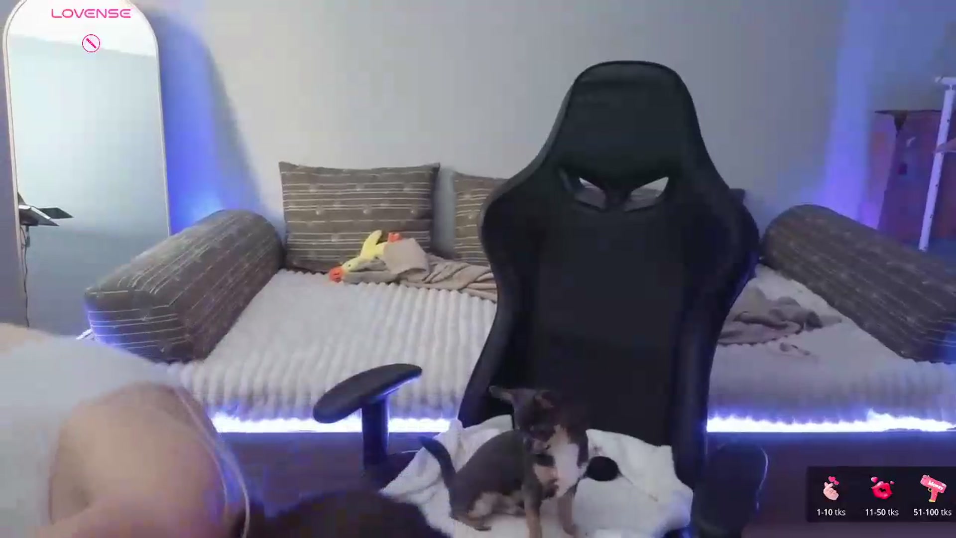 Gallery image thumbnail from JessicaB's myfreecams stream on, 06/14/2026, 18:23 image 2 of 20