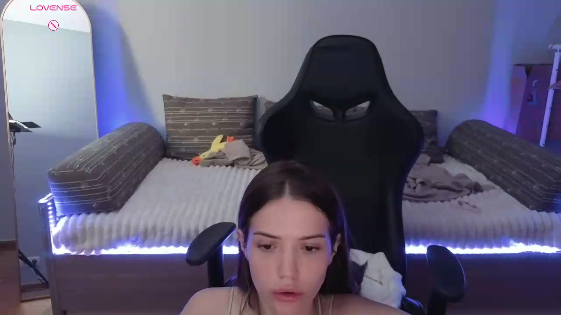 Gallery image thumbnail from JessicaB's myfreecams stream on, 06/14/2026, 18:23 image 6 of 20