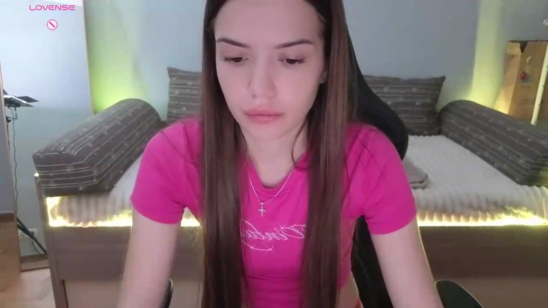 Gallery image thumbnail from JessicaB's myfreecams stream on, 06/19/2026, 13:38 image 6 of 20