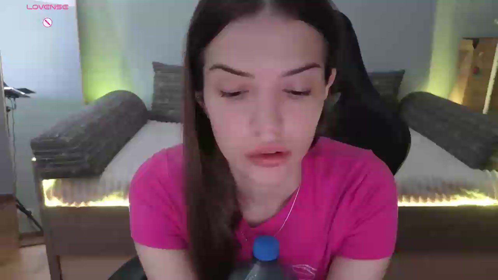 Gallery image thumbnail from JessicaB's myfreecams stream on, 06/19/2026, 13:38 image 1 of 20