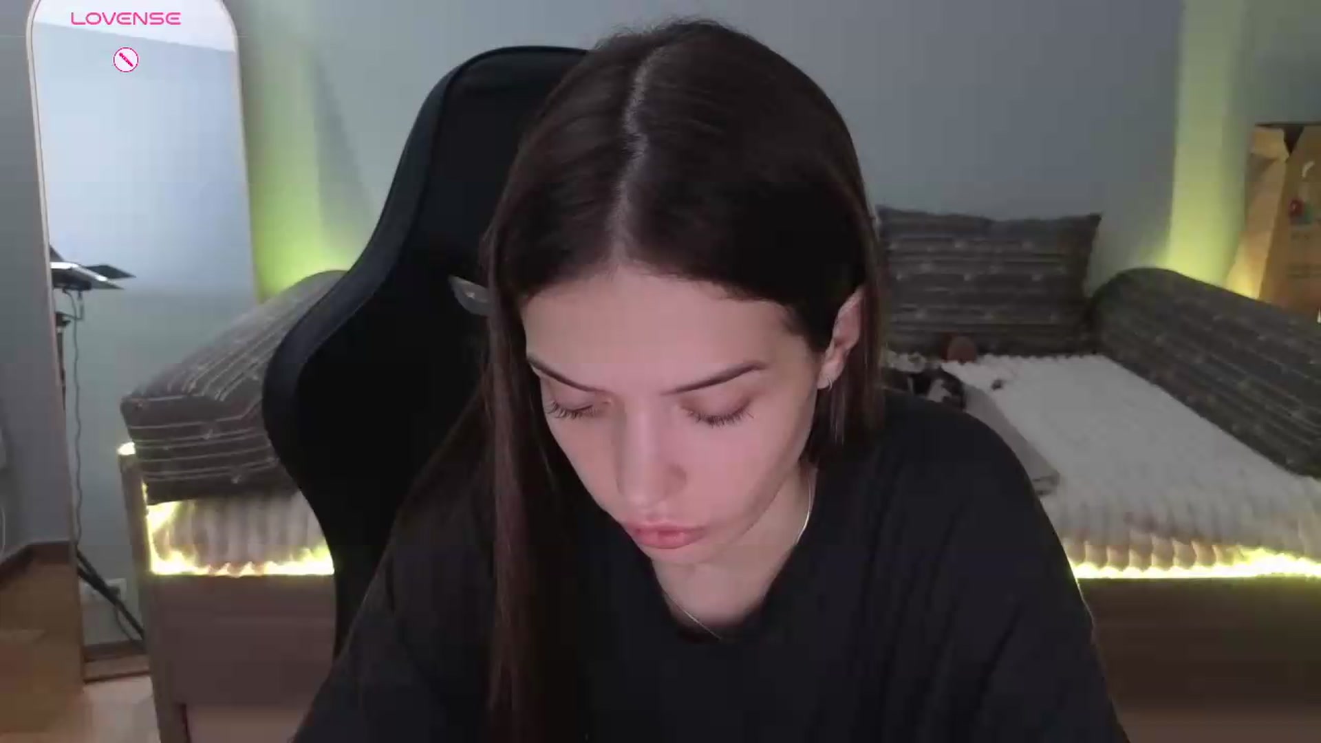 Gallery image thumbnail from JessicaB's myfreecams stream on, 06/22/2026, 14:03 image 3 of 20