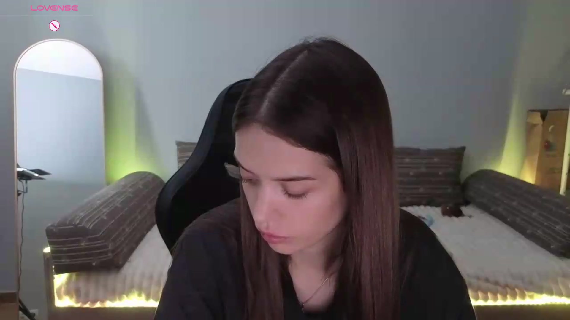 Gallery image thumbnail from JessicaB's myfreecams stream on, 06/22/2026, 15:55 image 20 of 20