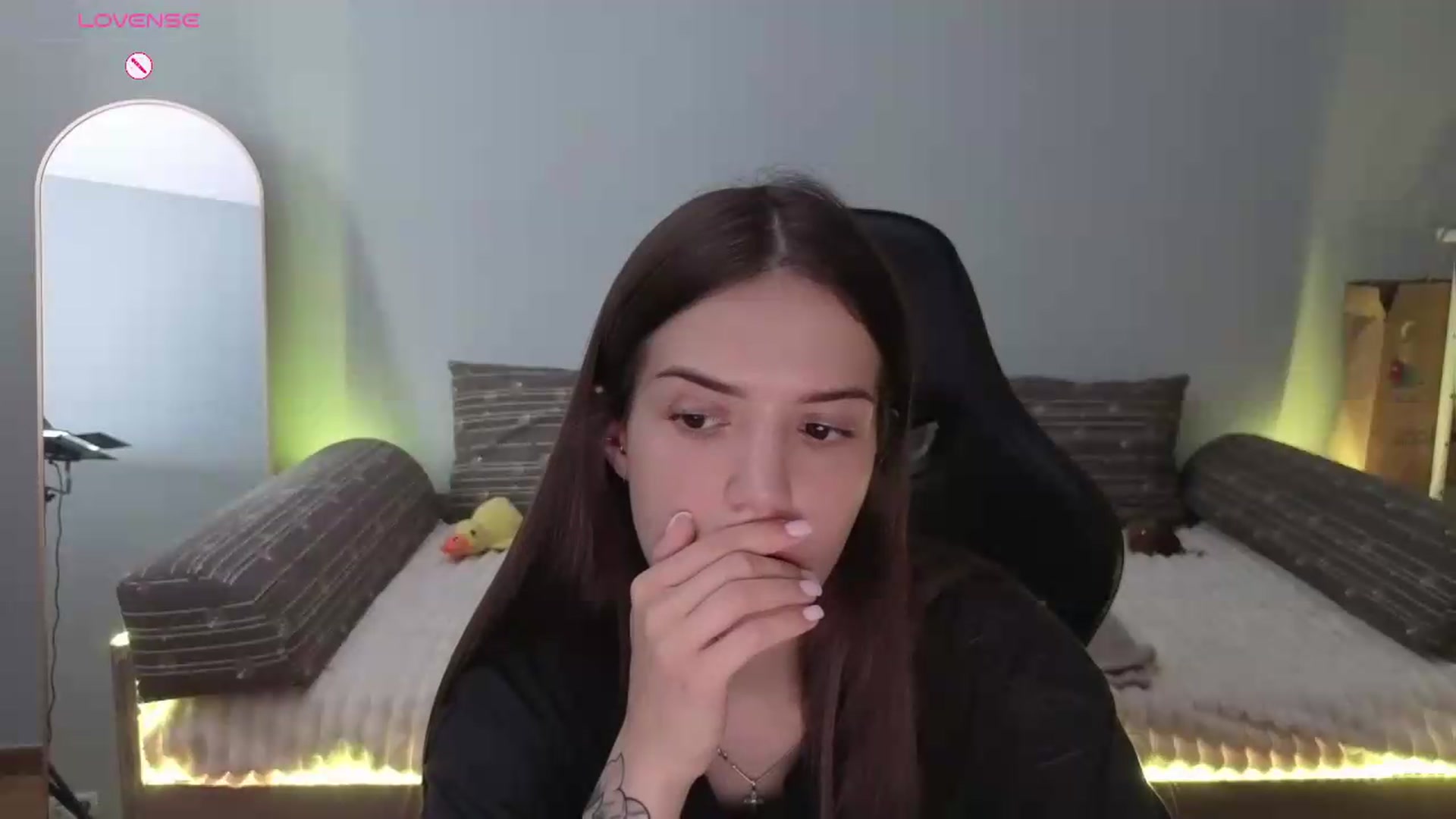Gallery image thumbnail from JessicaB's myfreecams stream on, 06/22/2026, 15:55 image 19 of 20
