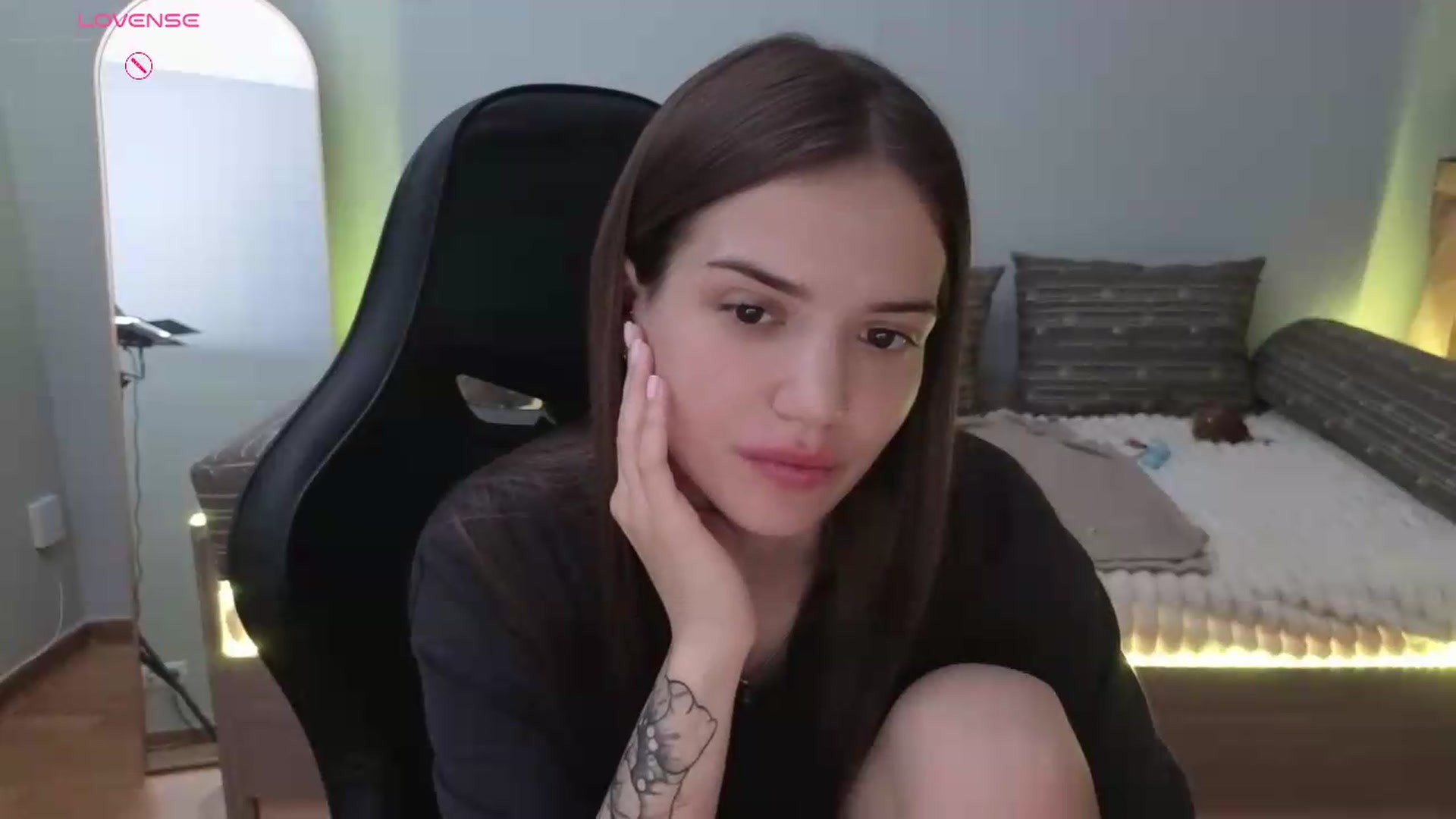 Gallery image thumbnail from JessicaB's myfreecams stream on, 06/22/2026, 15:55 image 2 of 20