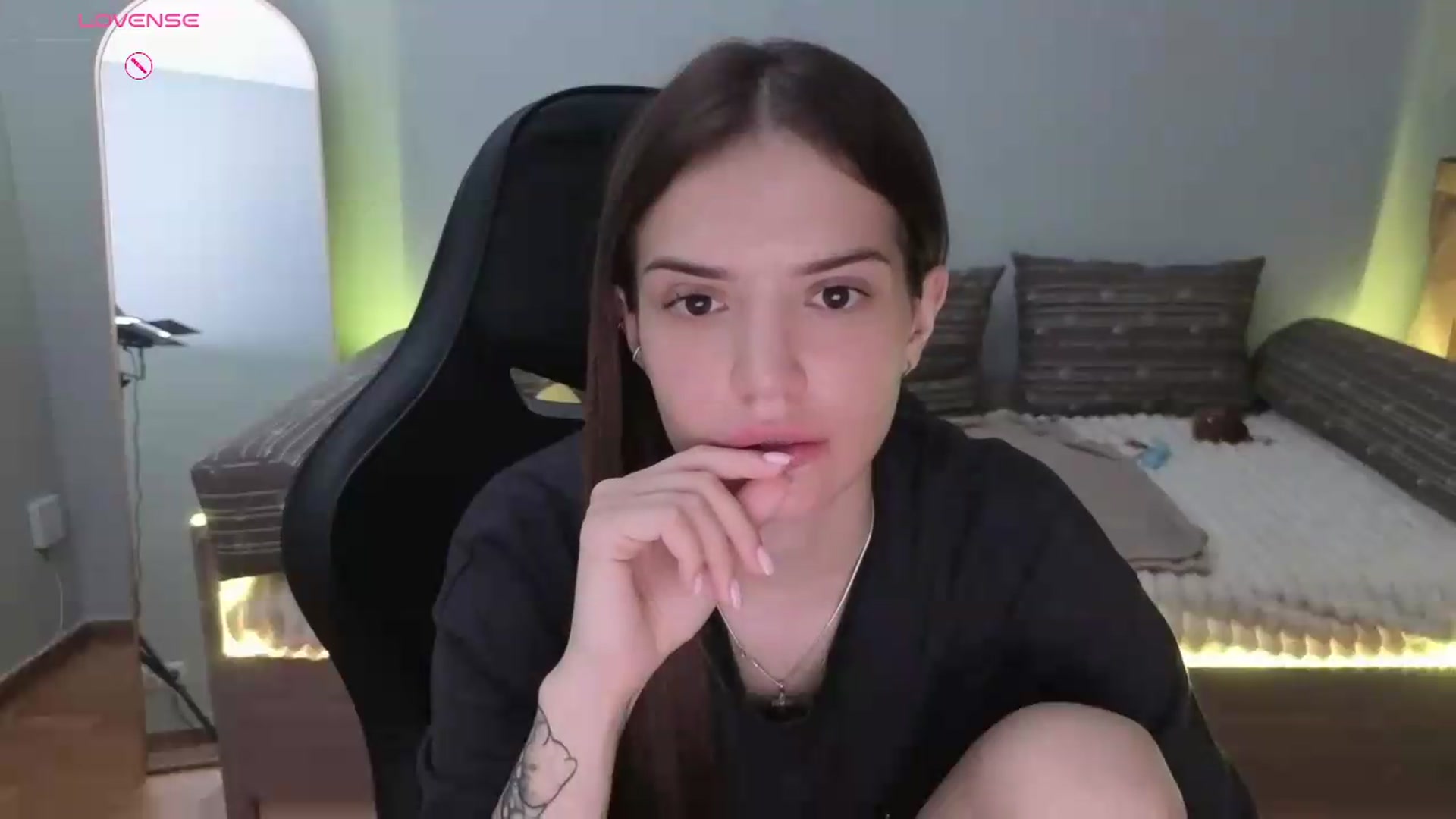 Gallery image thumbnail from JessicaB's myfreecams stream on, 06/22/2026, 15:55 image 3 of 20