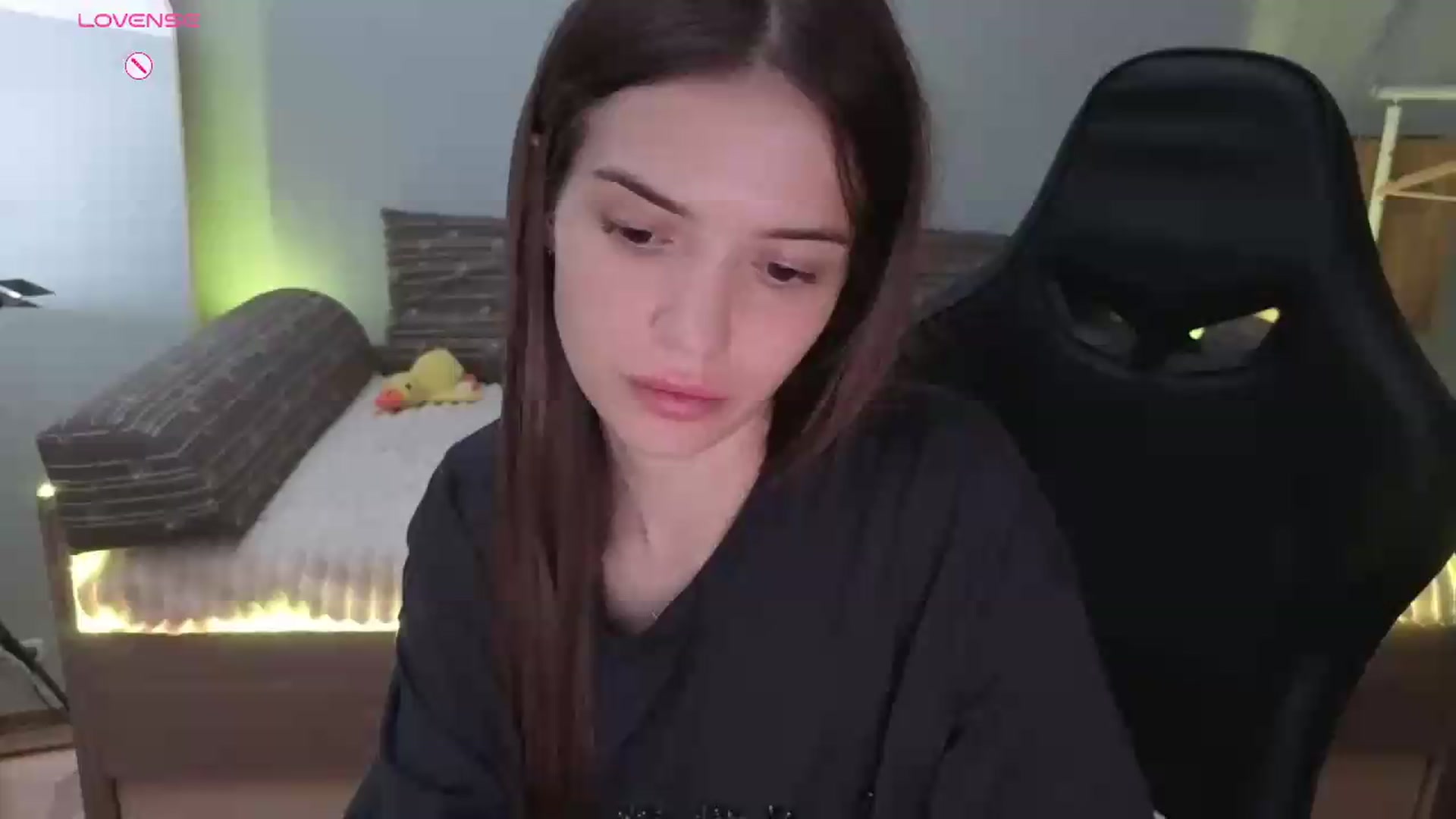 Gallery image thumbnail from JessicaB's myfreecams stream on, 06/22/2026, 20:03 image 1 of 20