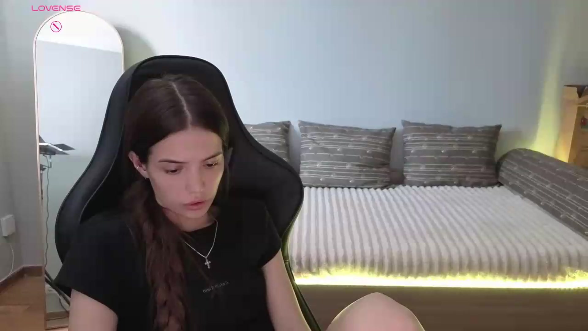 Gallery image thumbnail from JessicaB's myfreecams stream on, 06/23/2026, 14:43 image 15 of 20