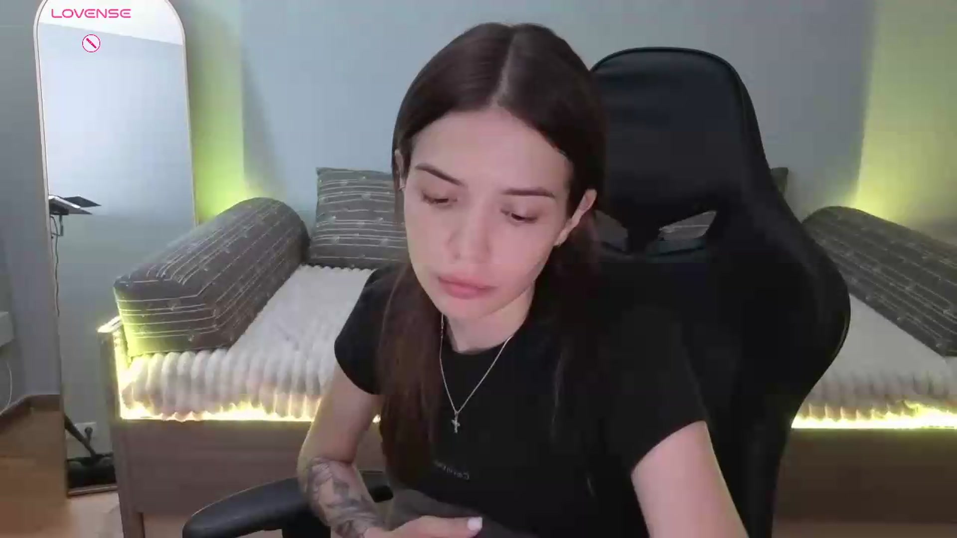 Gallery image thumbnail from JessicaB's myfreecams stream on, 06/23/2026, 18:40 image 12 of 20