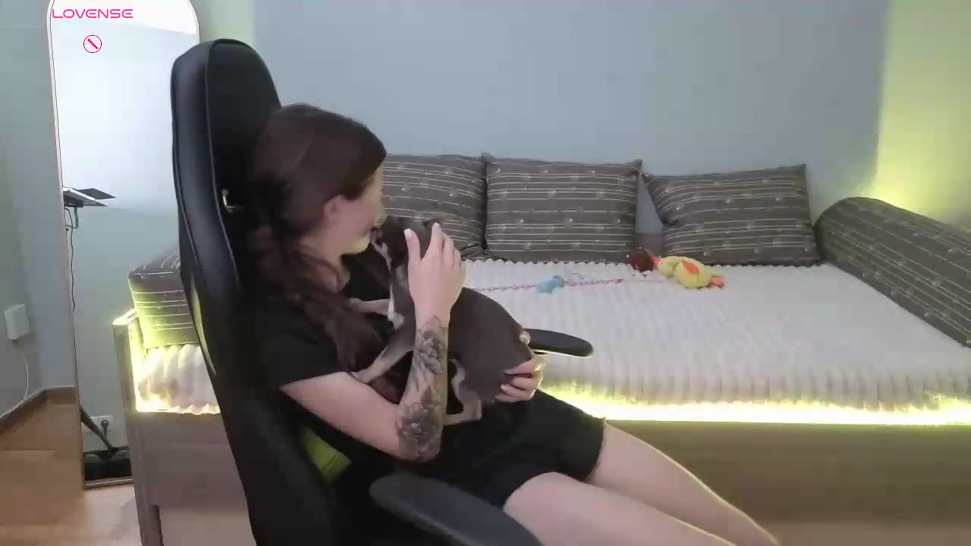 Gallery image thumbnail from JessicaB's myfreecams stream on, 06/23/2026, 20:02 image 5 of 20