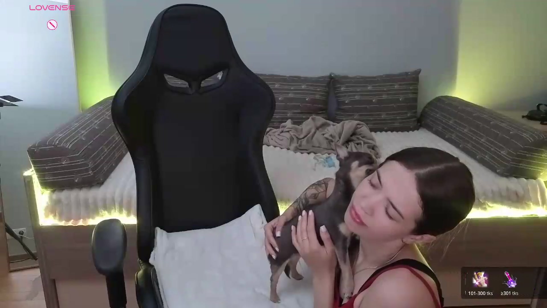 Gallery image thumbnail from JessicaB's myfreecams stream on, 06/24/2026, 20:00 image 12 of 20