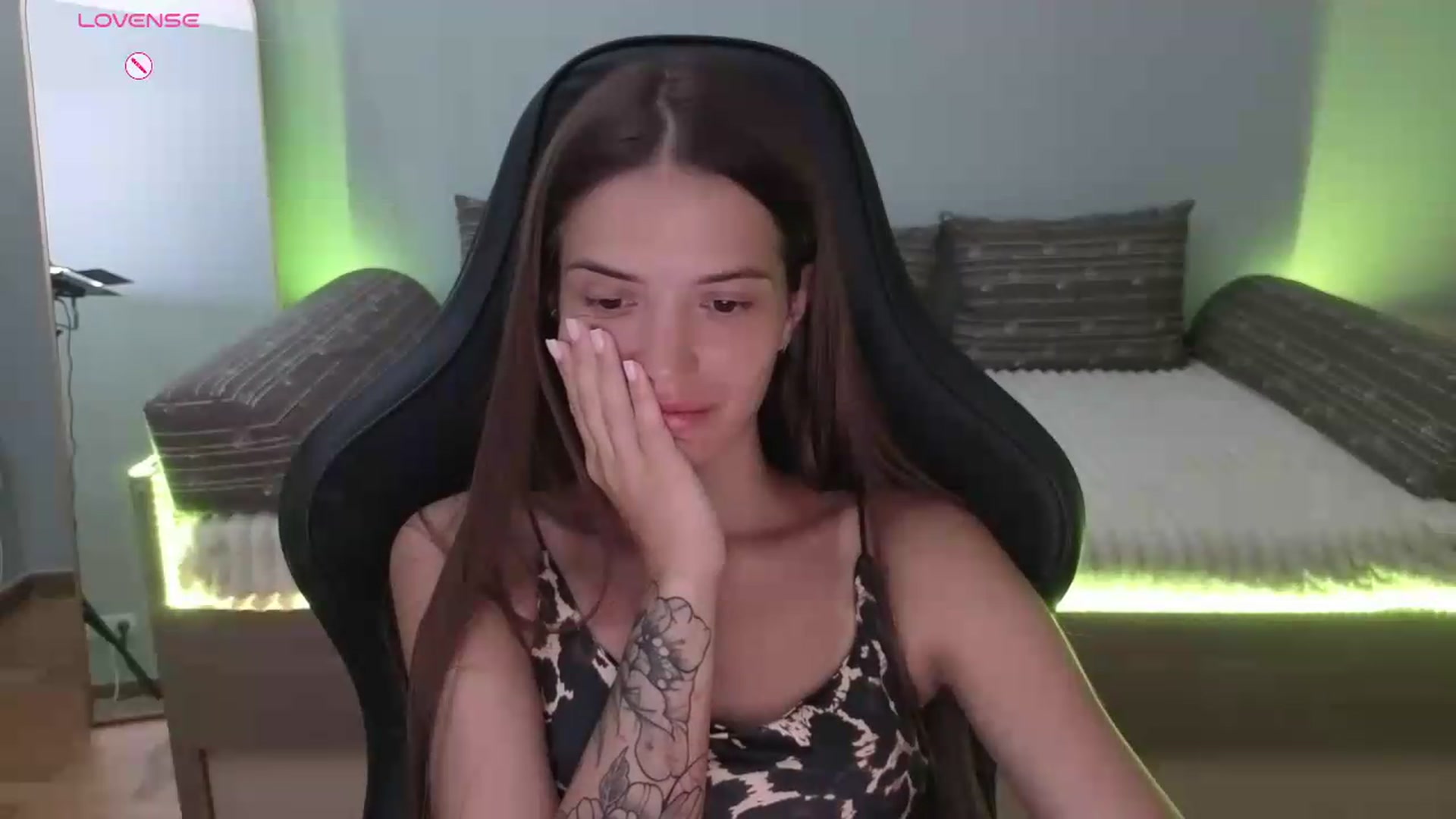 Gallery image thumbnail from JessicaB's myfreecams stream on, 07/03/2026, 15:48 image 13 of 20