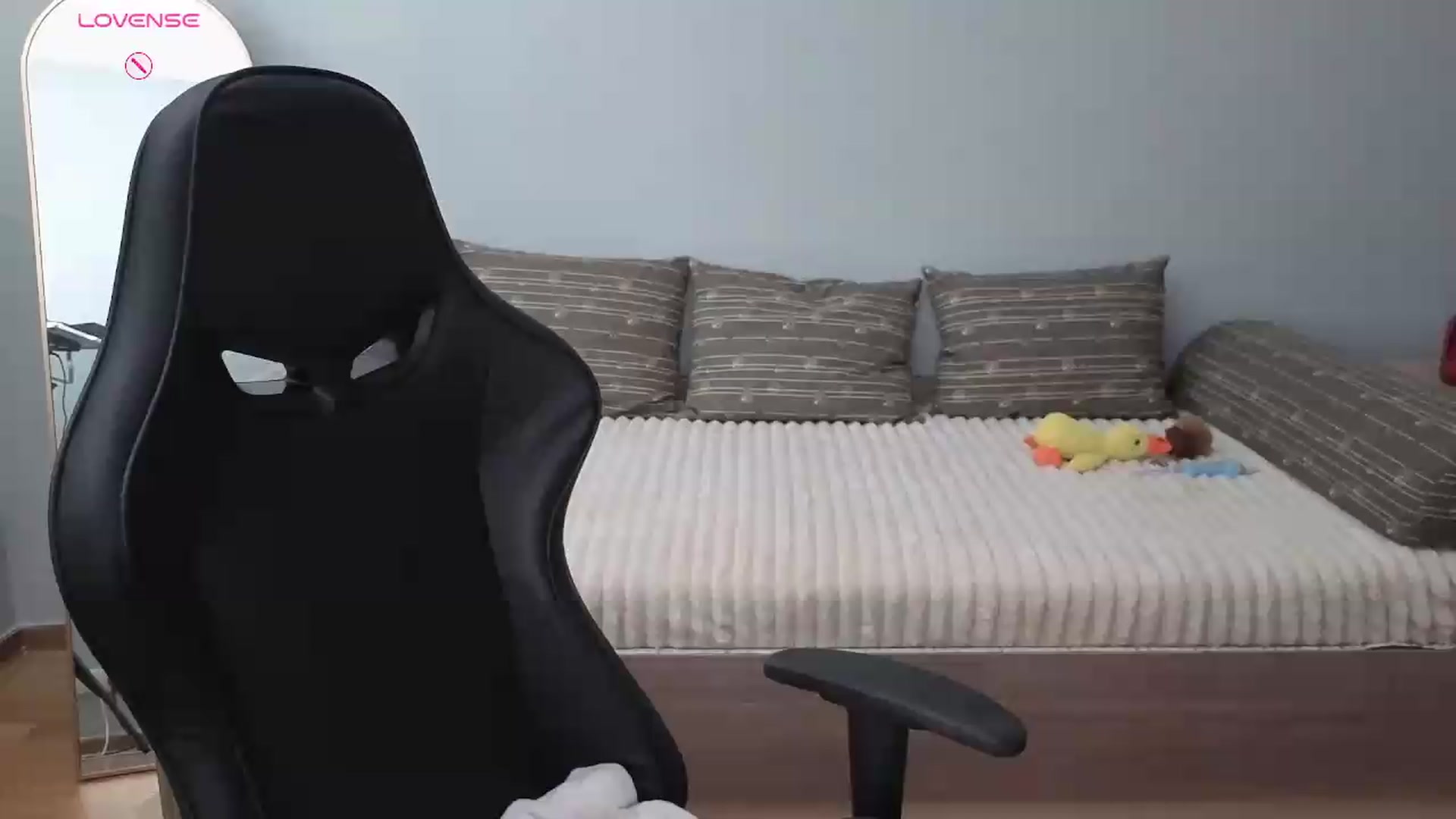 Gallery image thumbnail from JessicaB's myfreecams stream on, 07/04/2026, 12:52 image 1 of 20
