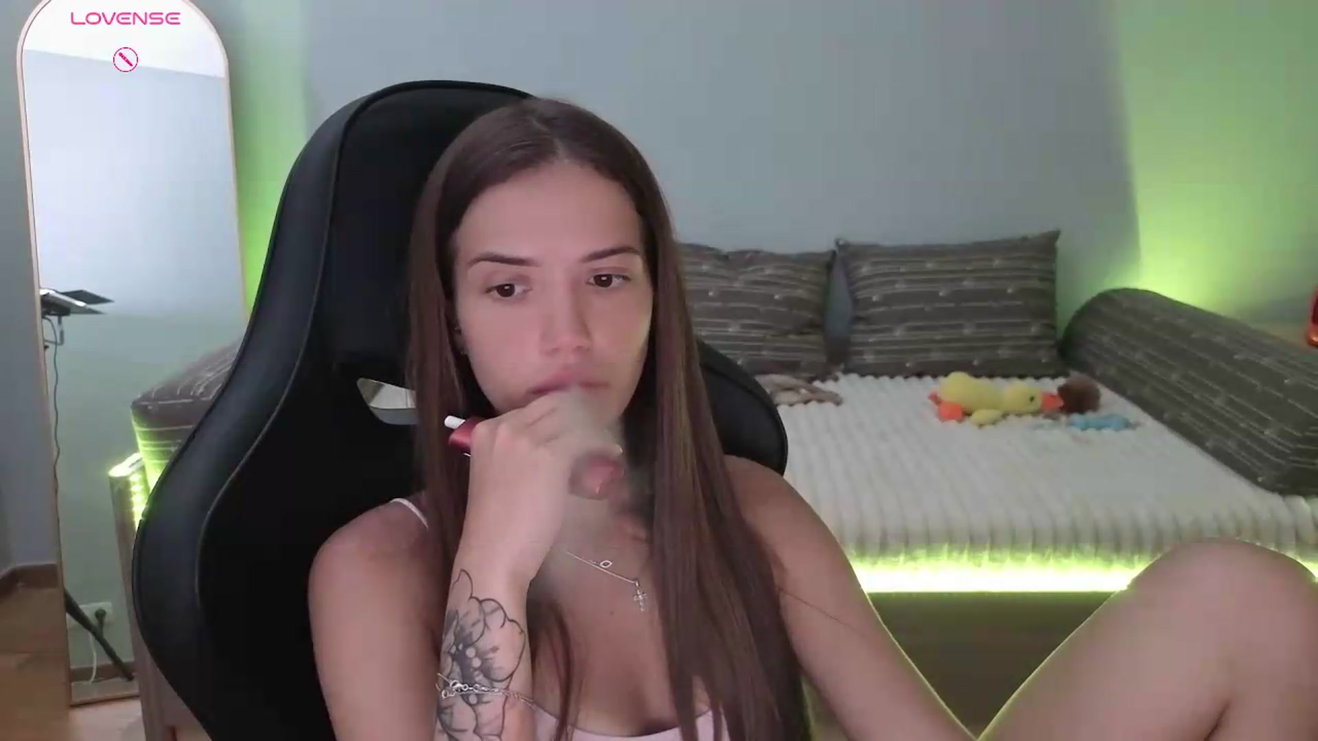 Gallery image thumbnail from JessicaB's myfreecams stream on, 07/04/2026, 12:52 image 7 of 20