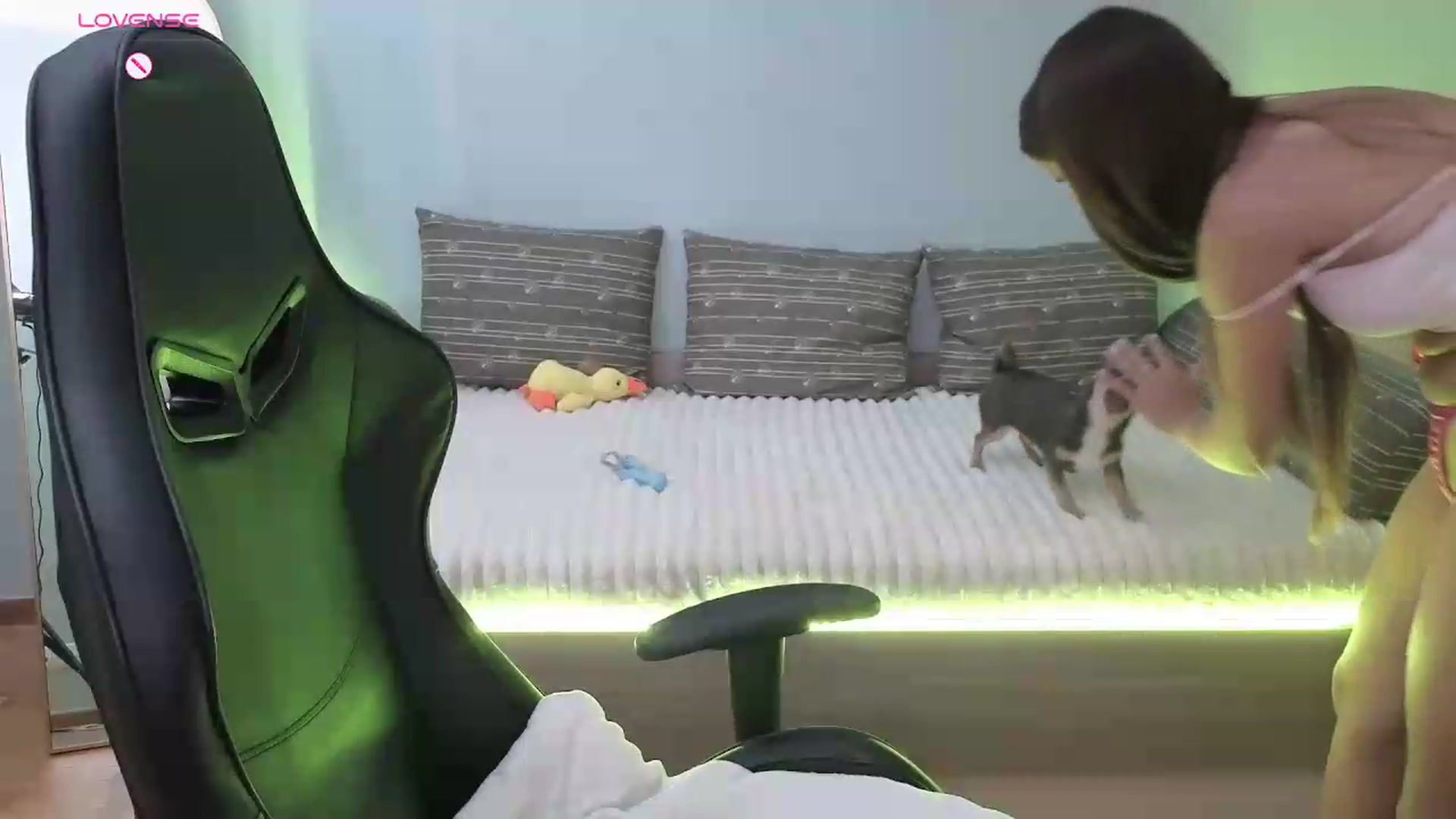 Gallery image thumbnail from JessicaB's myfreecams stream on, 07/04/2026, 16:33 image 16 of 20