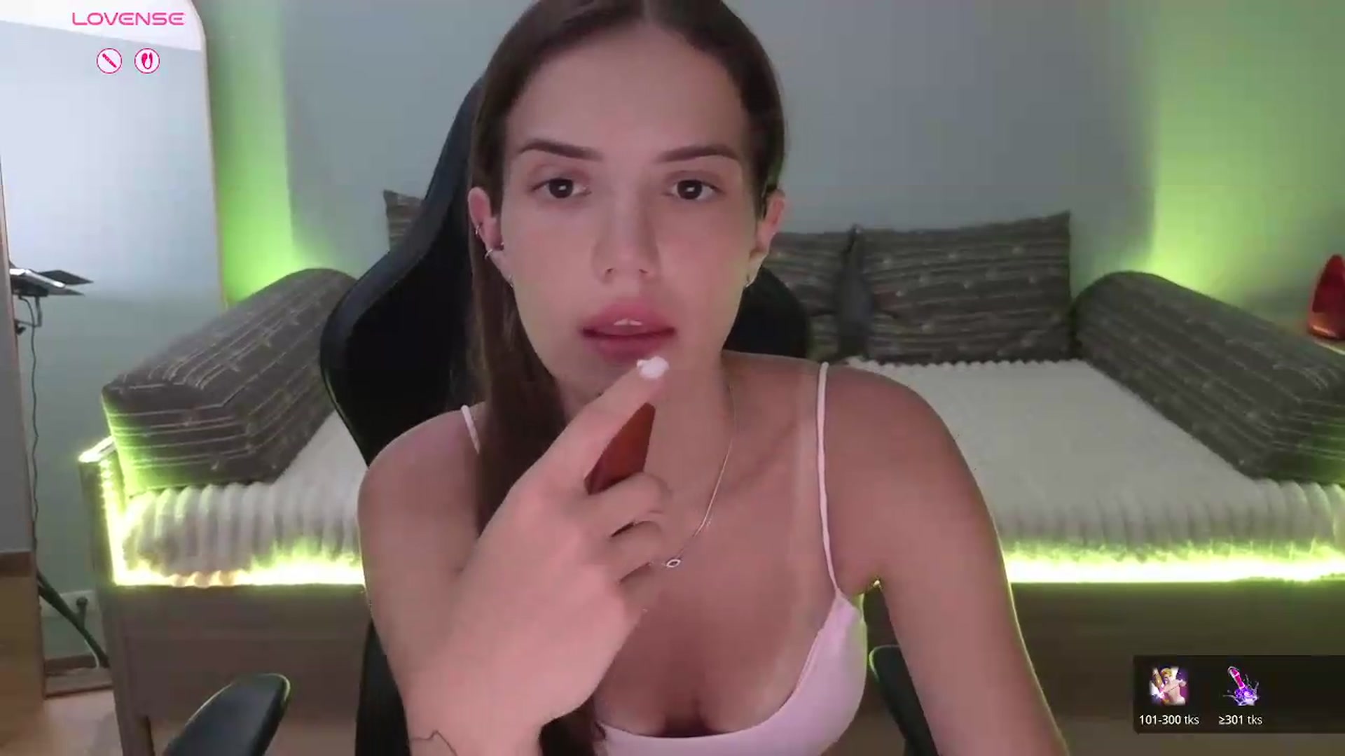 Gallery image thumbnail from JessicaB's myfreecams stream on, 07/04/2026, 16:59 image 13 of 20