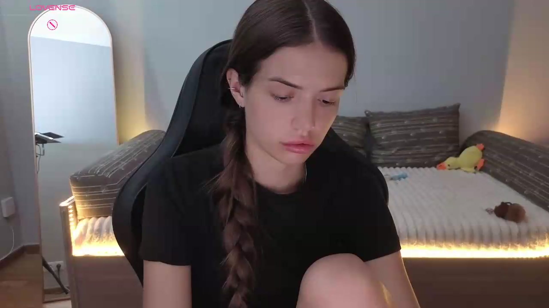 Gallery image thumbnail from JessicaB's myfreecams stream on, 07/06/2026, 13:00 image 2 of 20