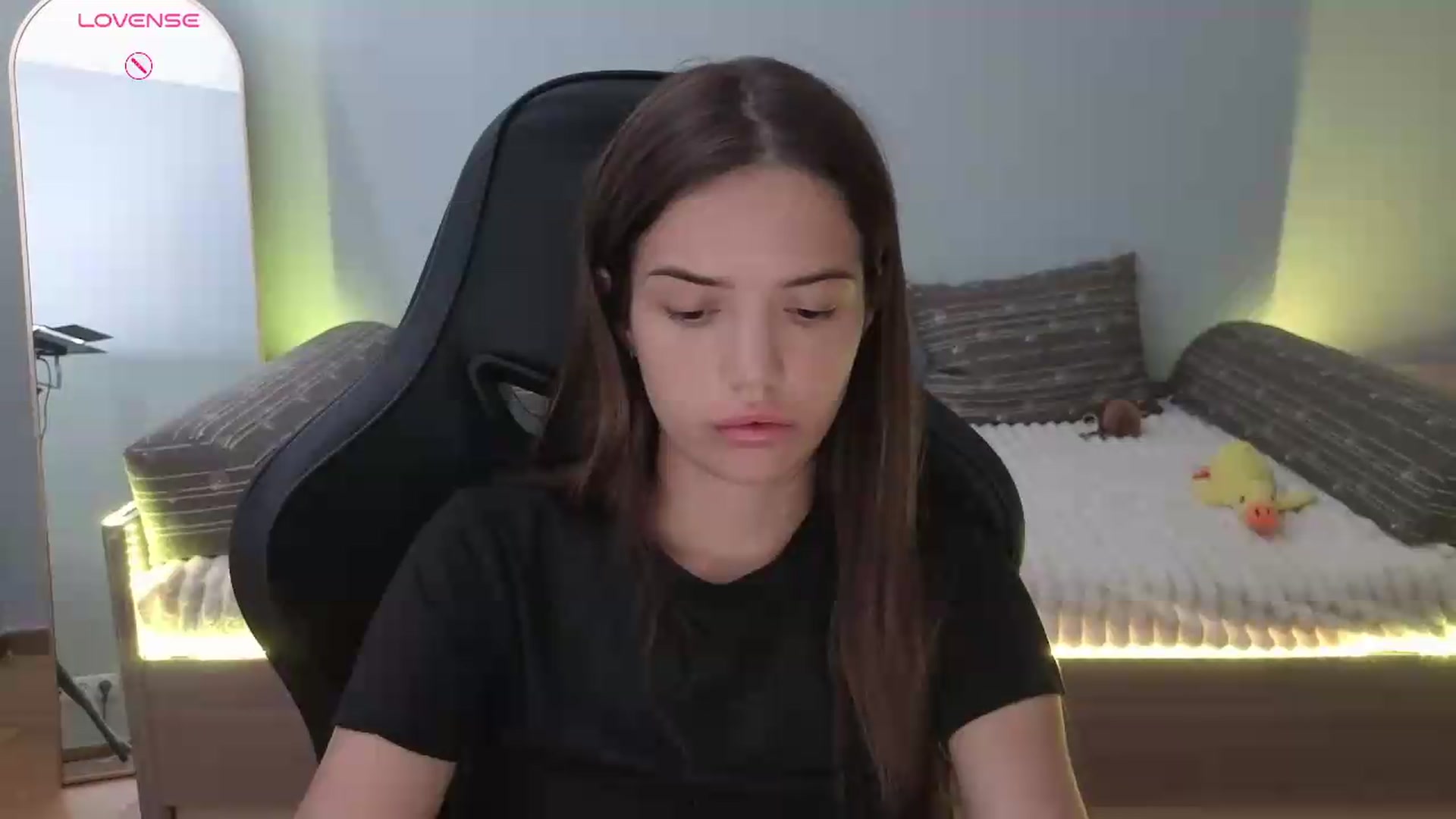 Gallery image thumbnail from JessicaB's myfreecams stream on, 07/08/2026, 13:02 image 17 of 20
