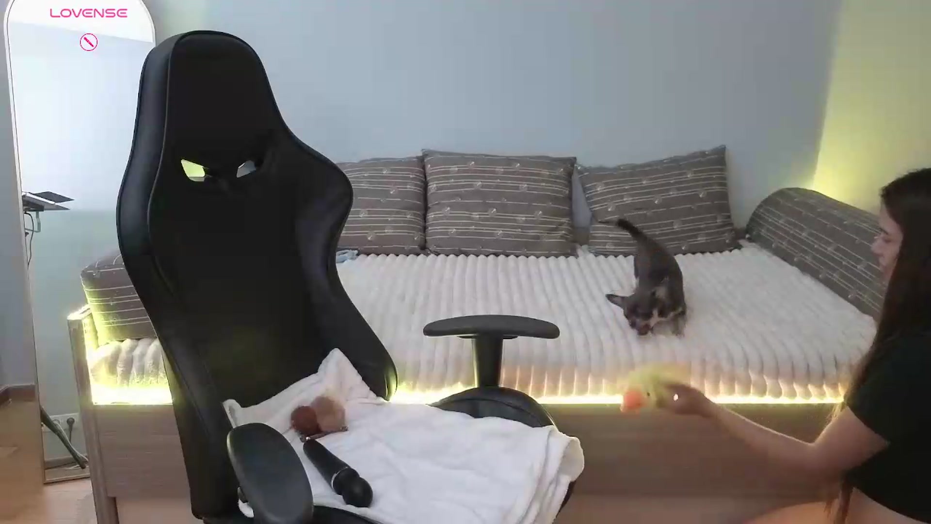 Gallery image thumbnail from JessicaB's myfreecams stream on, 07/08/2026, 13:02 image 13 of 20